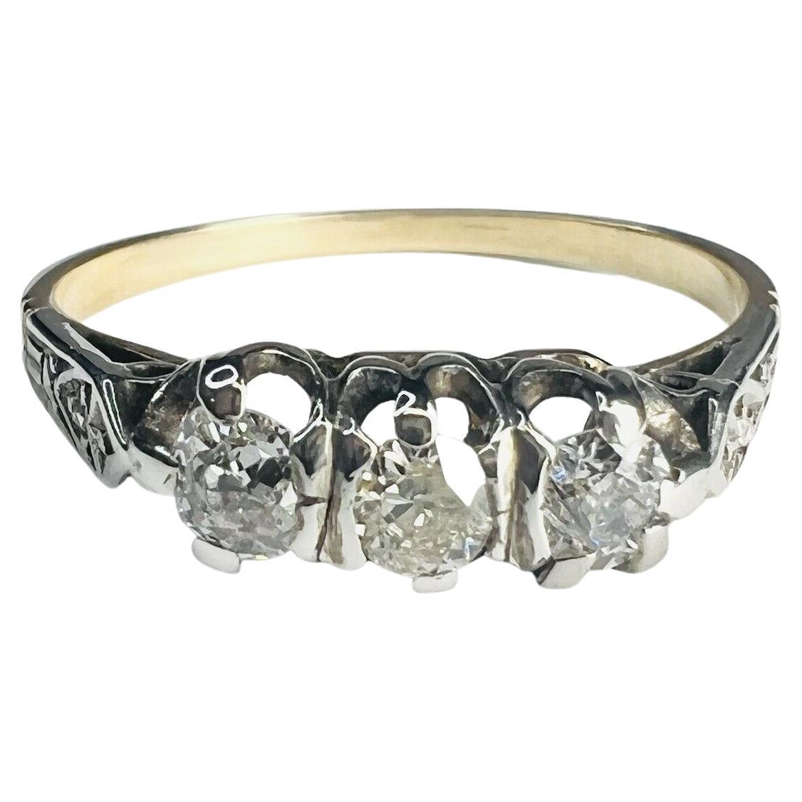 Edwardian Solid 18K 3 Stone .24ctw Diamond Ring Band For Sale