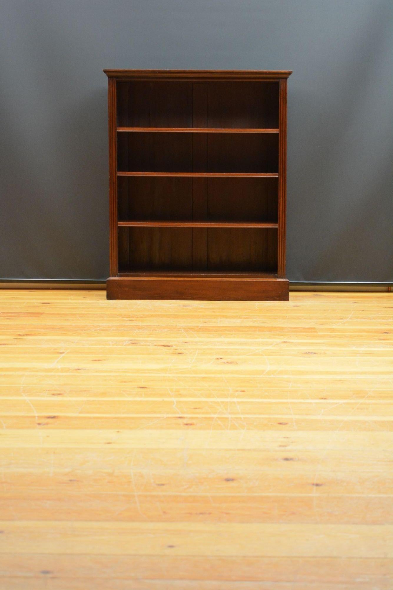Edwardian Solid Mahogany Open Bookcase In Good Condition In Whaley Bridge, GB