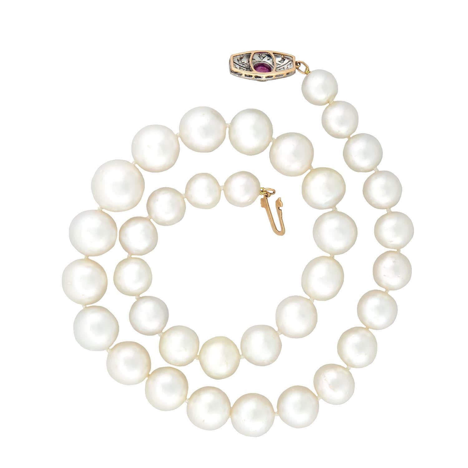 identifying pearls by clasp