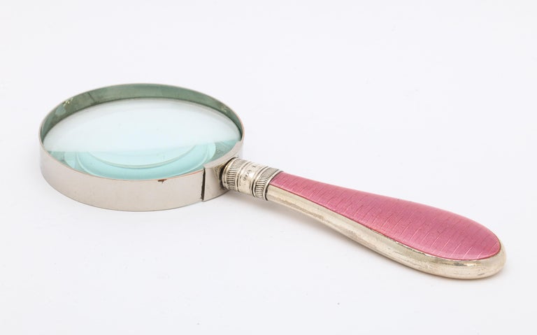 Edwardian Sterling Silver and Deep Pink Enamel-Mounted Magnifying Glass For Sale 1