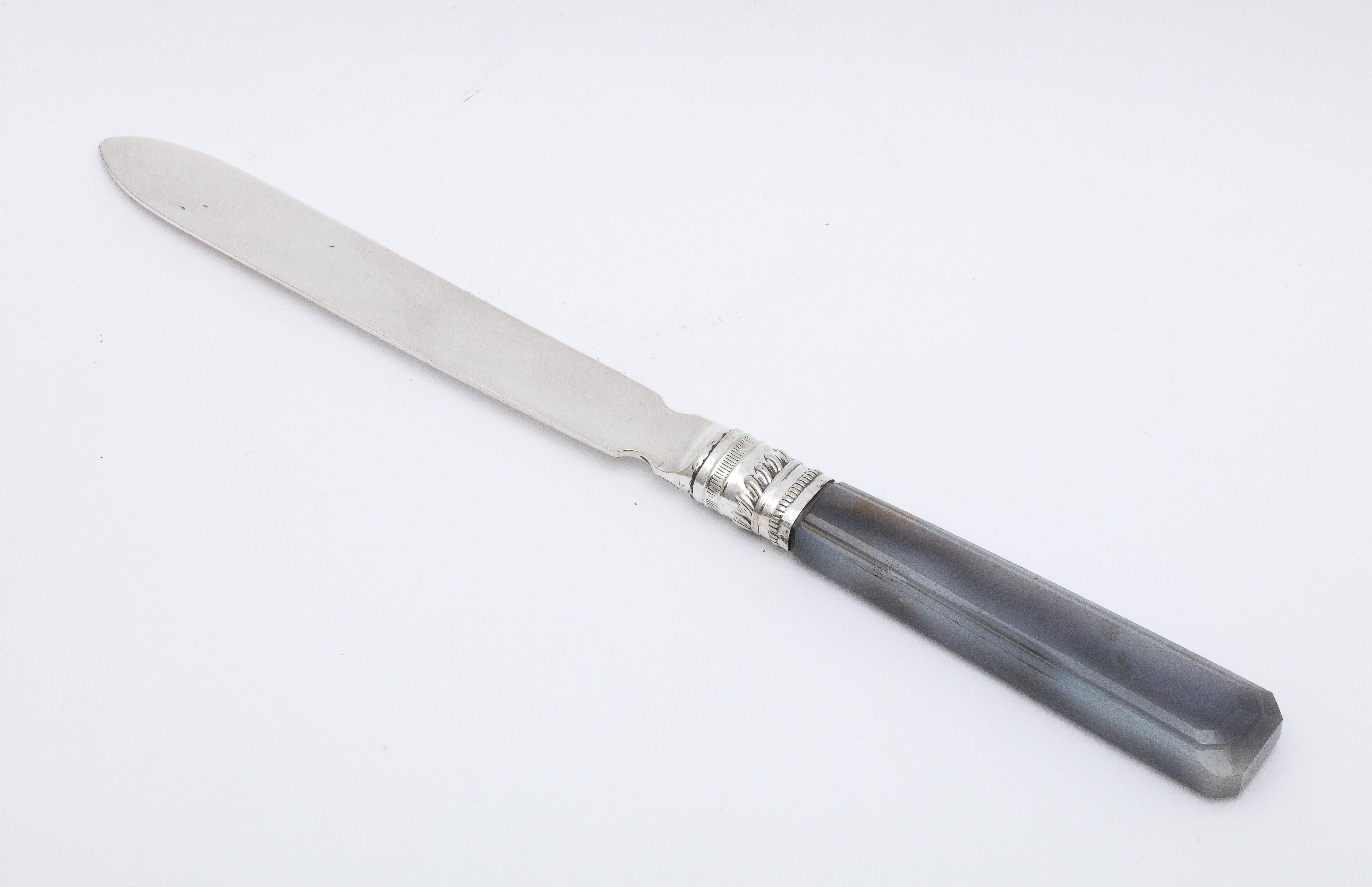 Edwardian, sterling silver and gray agate letter opener/paper knife, Sheffield, England, year-hallmarked for 1901, Mappin and Webb - makers. The agate has different shades of gray. Measures 8 1/2 inches long x 3/4 inches deep (at deepest point) x