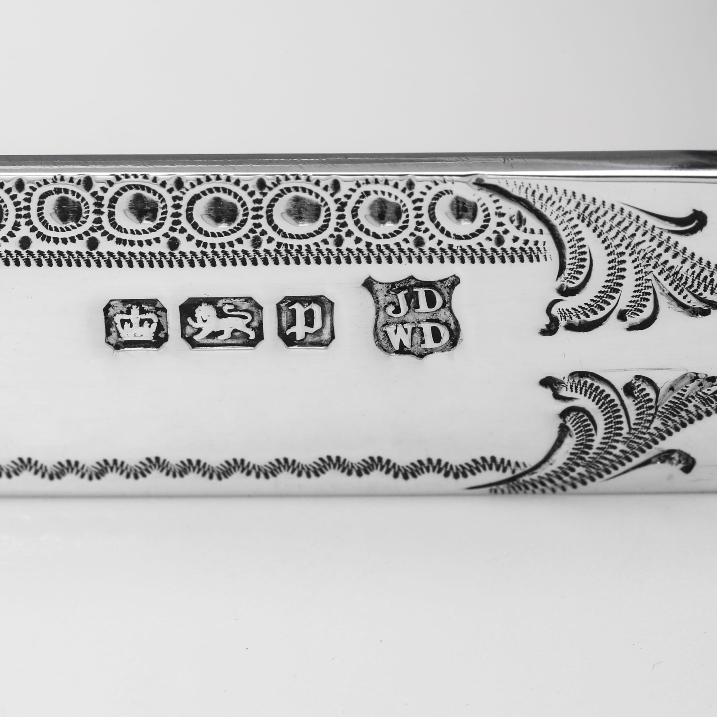 Cubertería infantil eduardiana de plata de ley y nácar fabricada en 1907 Plata esterlina