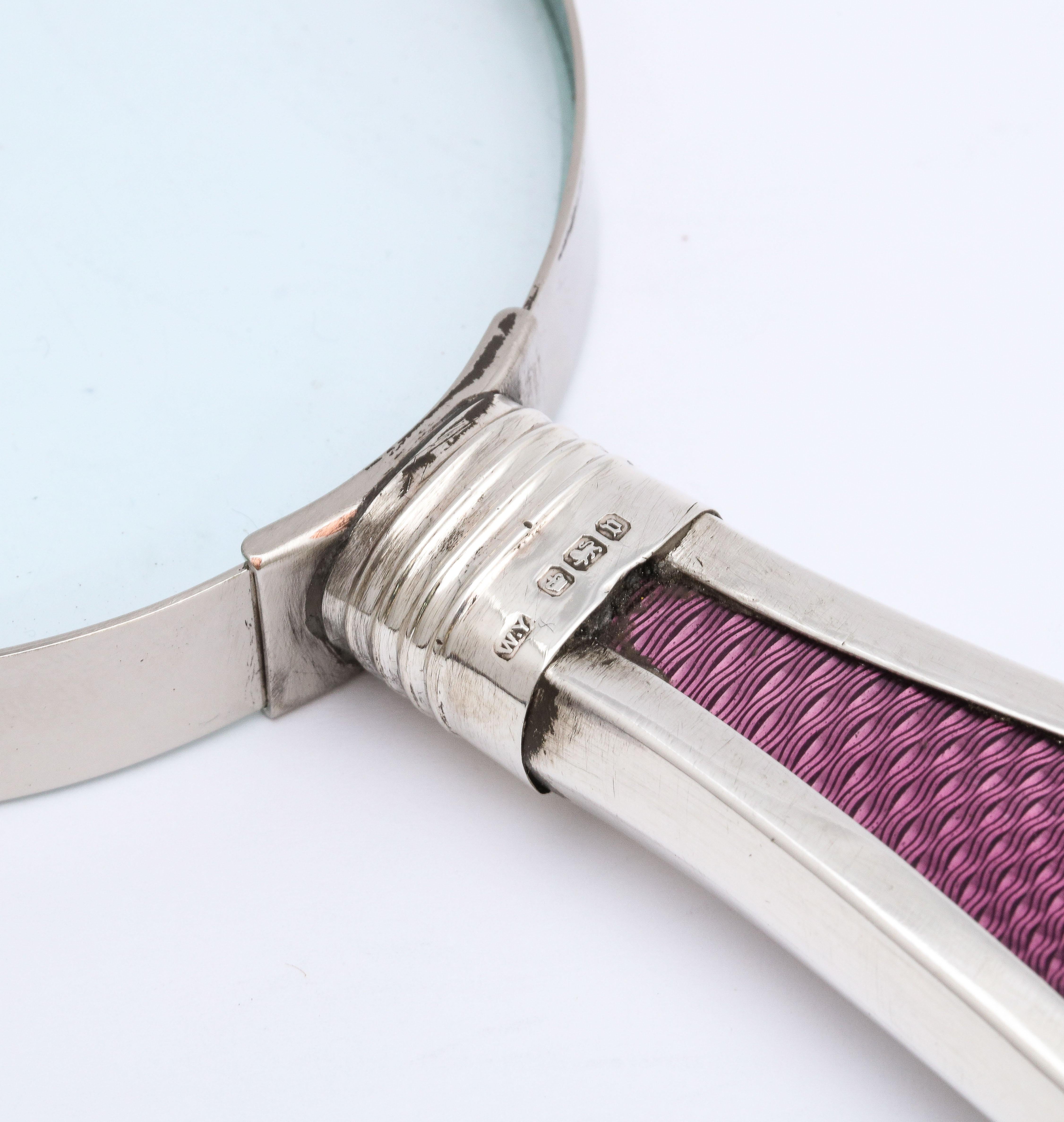 Edwardian Sterling Silver and Purple Guilloche Enamel-Handled Magnifying Glass In Good Condition In New York, NY