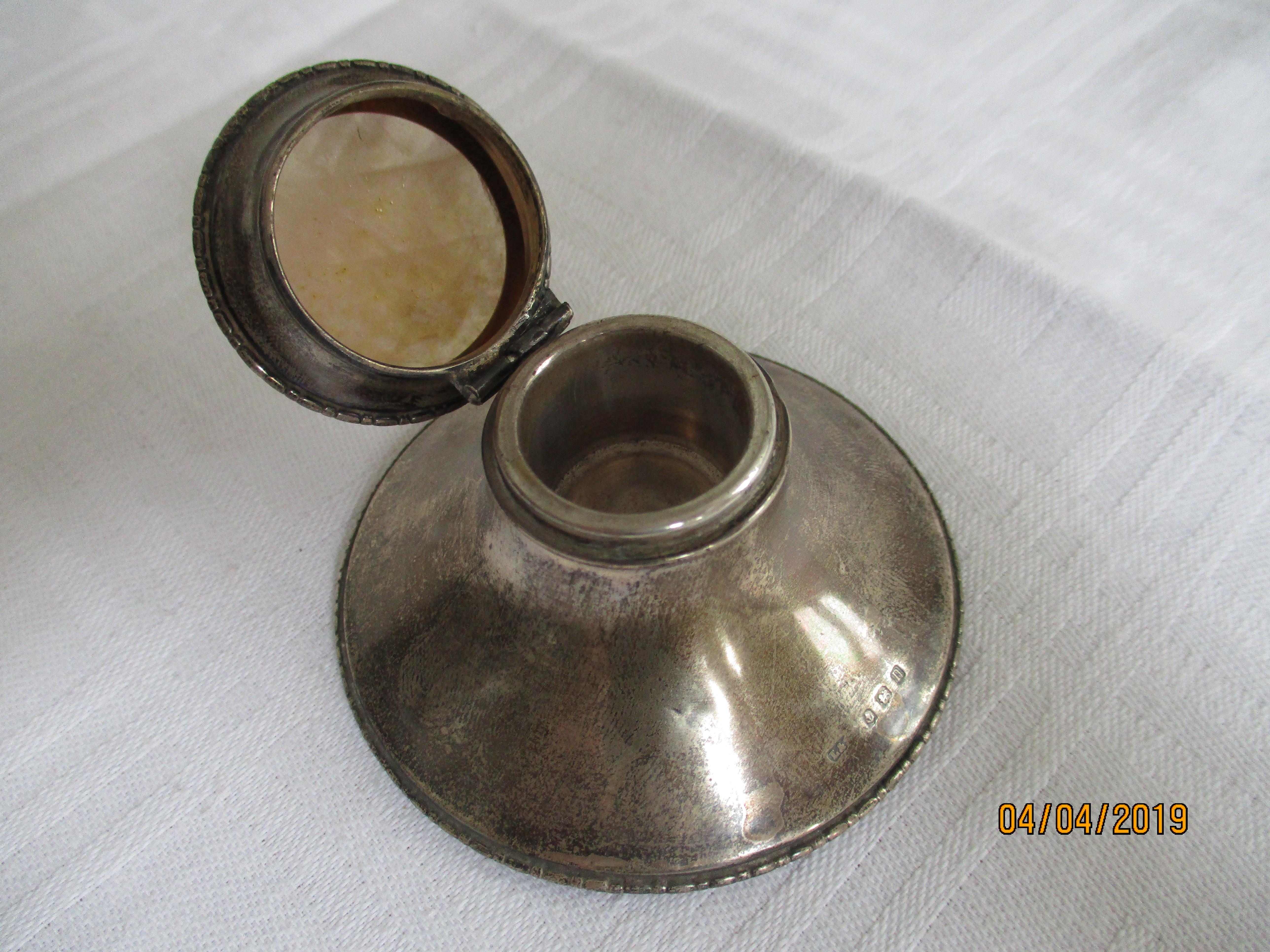 Hand-Crafted Edwardian Sterling Silver and Rose Quartz Inkwell with Hinged Lid For Sale