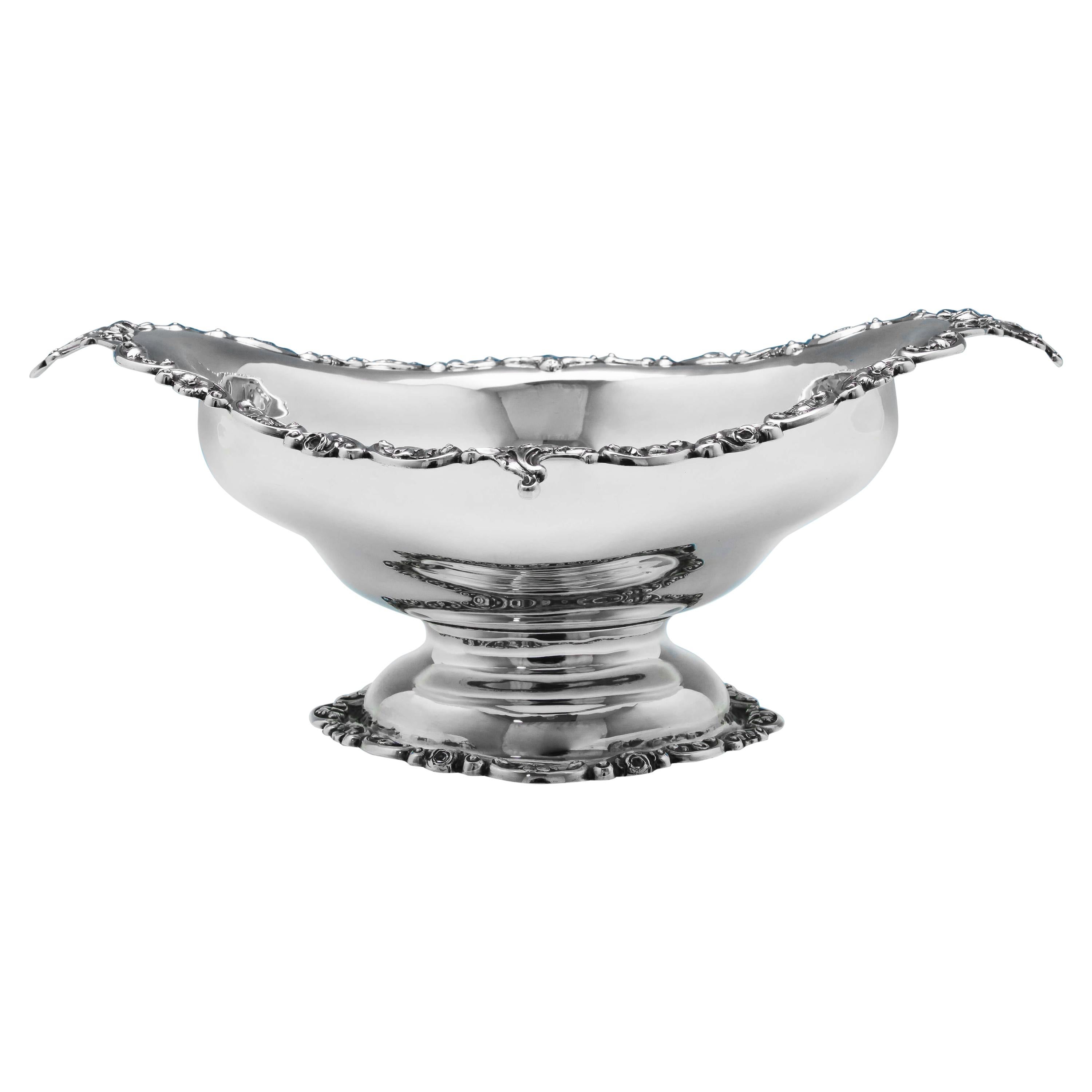 Edwardian Sterling Silver Bowl Hallmarked in 1909 by C. C. Pilling