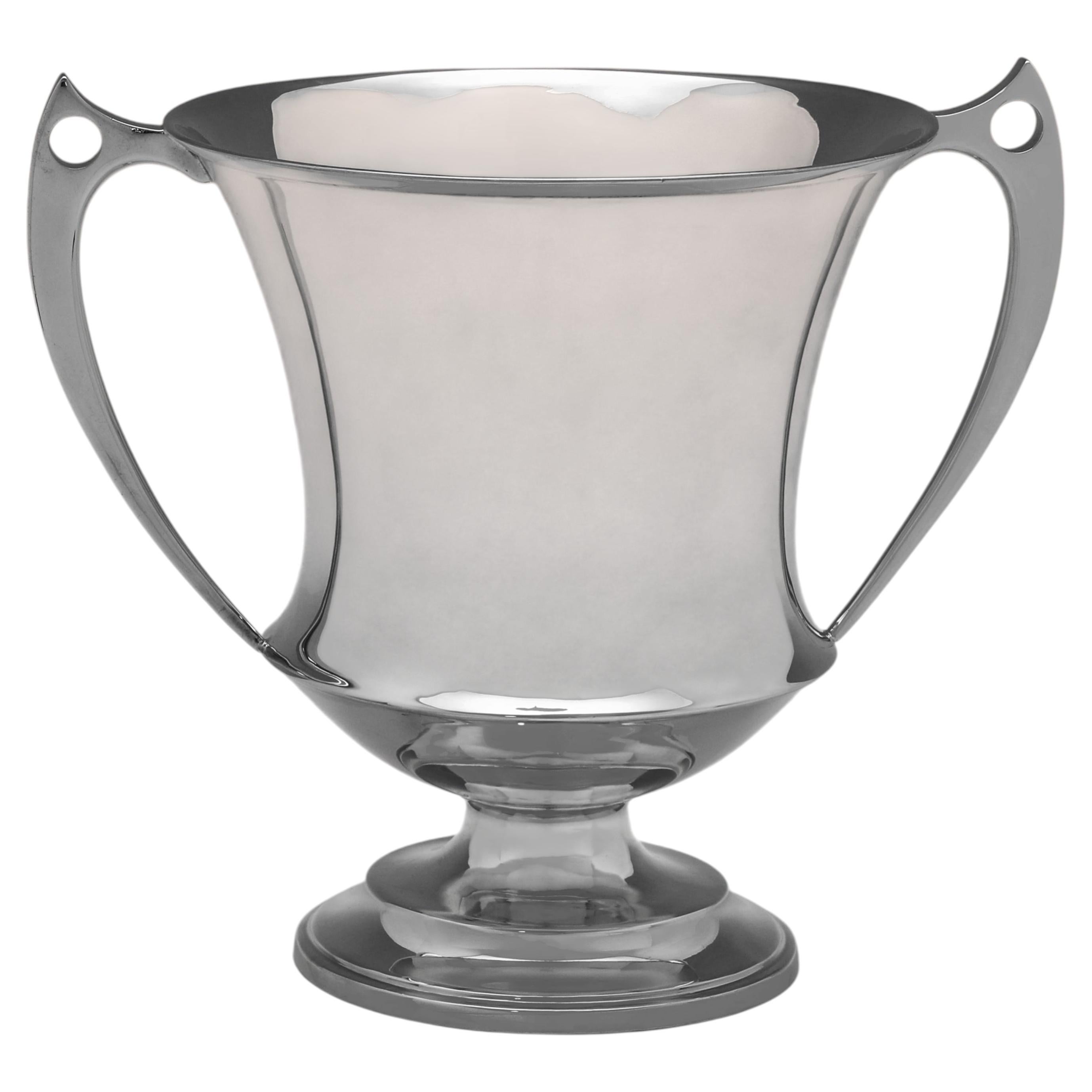 Coppa edoardiana in argento sterling di Henry Wigfull, Sheffield, 1908 in vendita