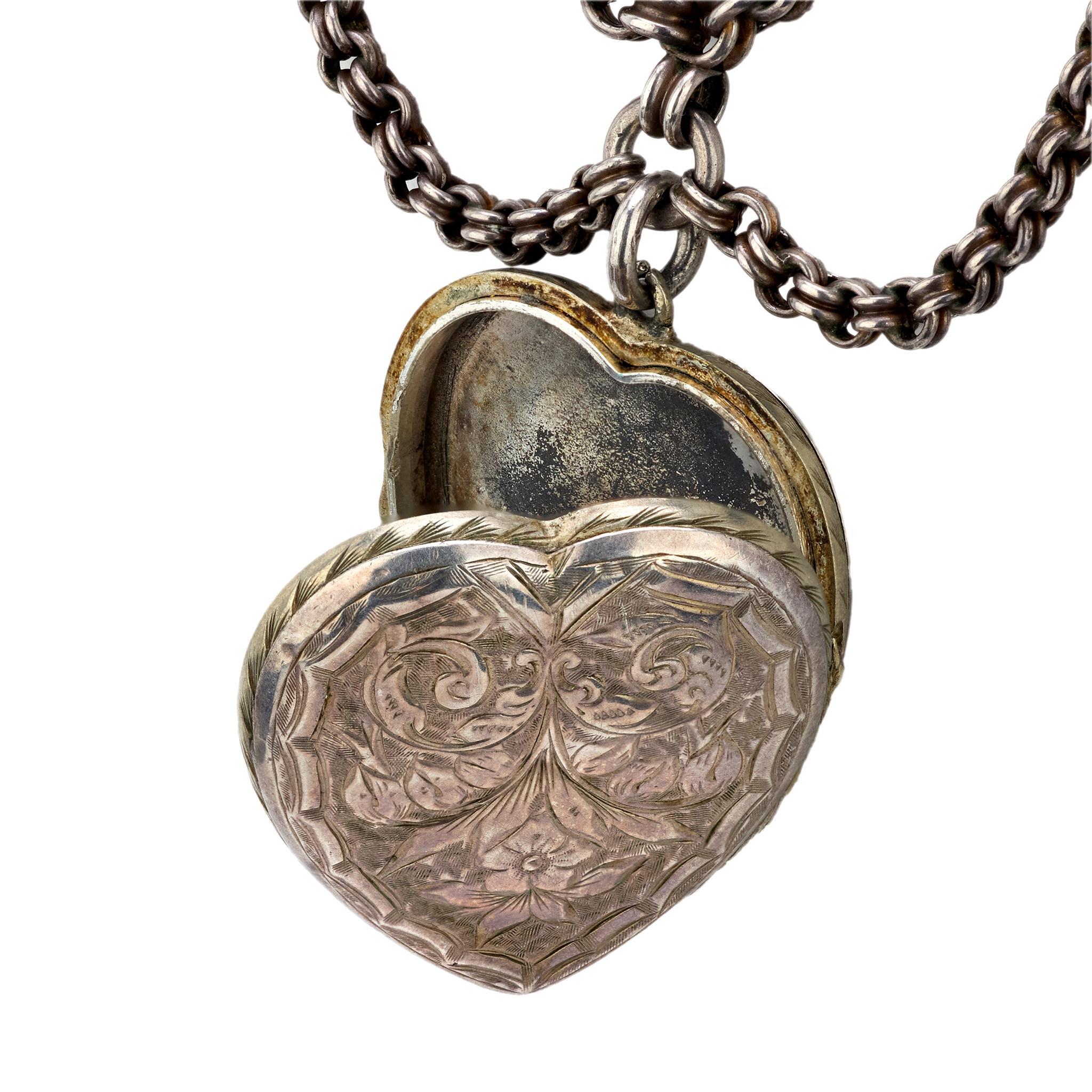 Edoardiano Collana a festone con ciondolo a forma di cuore in argento 925 di epoca edoardiana in vendita