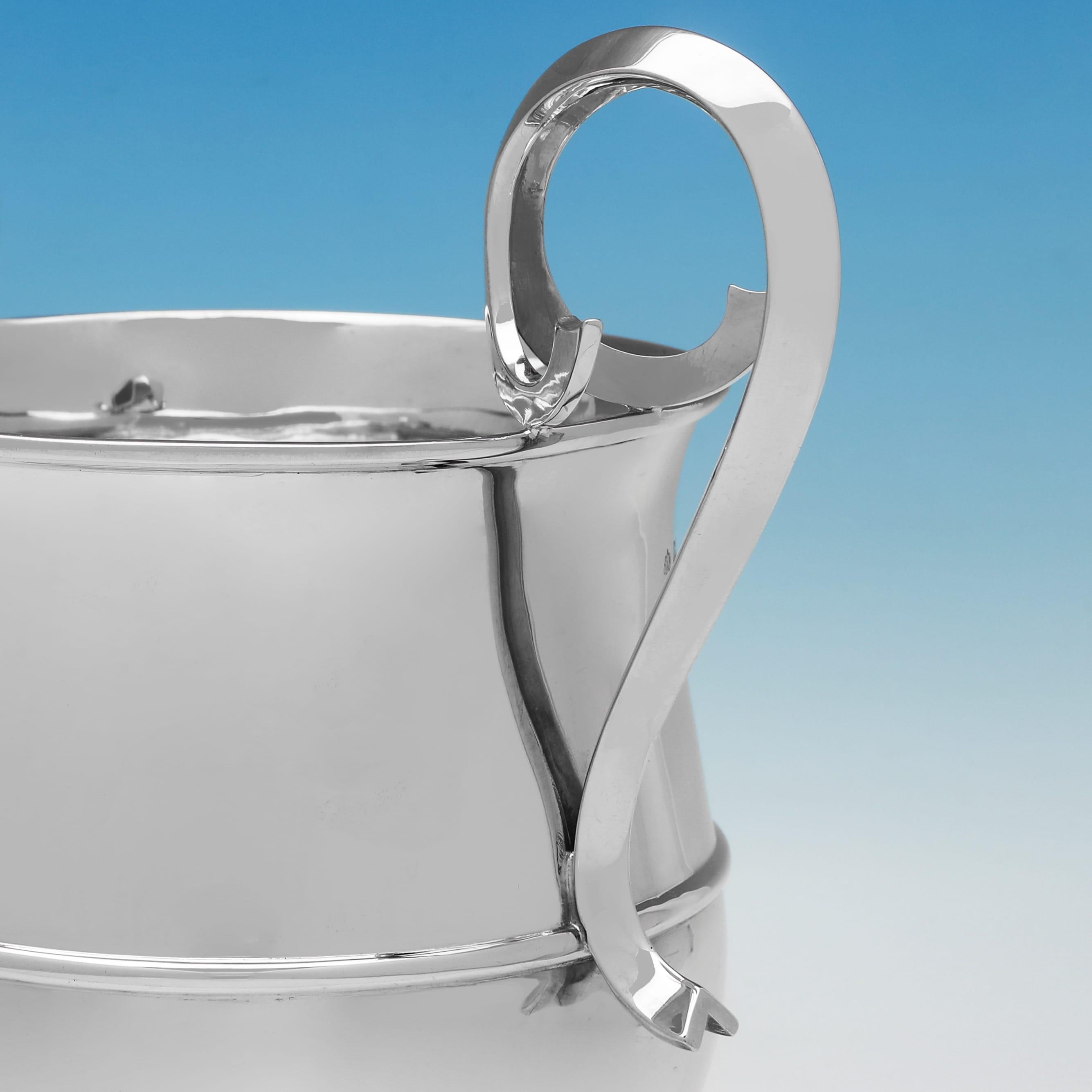 Edoardiano Coppa d'amore in argento sterling edoardiano con marchio Sheffield 1907 di Elkington in vendita