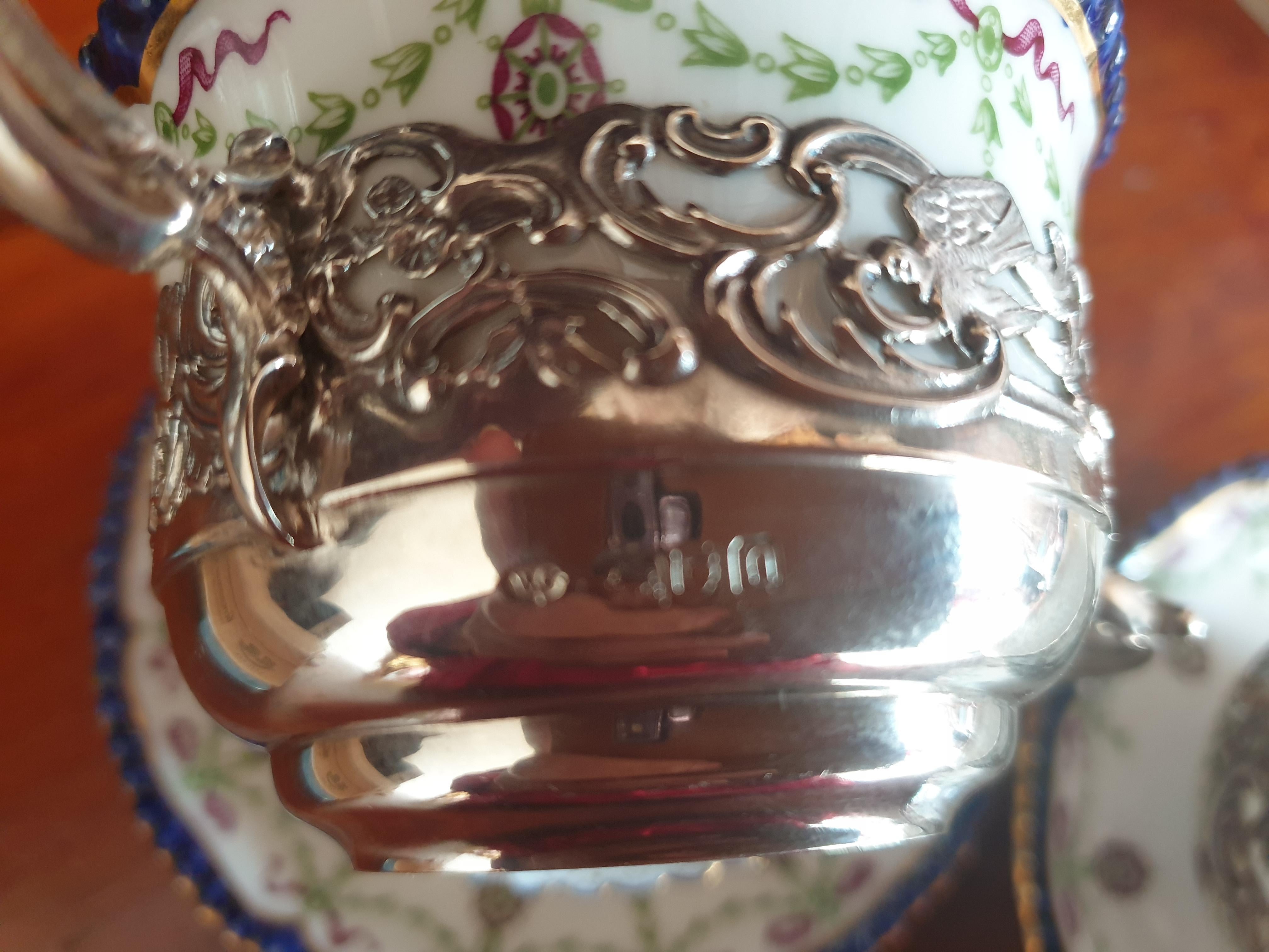 Edwardian Sterling Silver Mounted Royal Worcester Ribbon & Medallion Tea Service For Sale 7