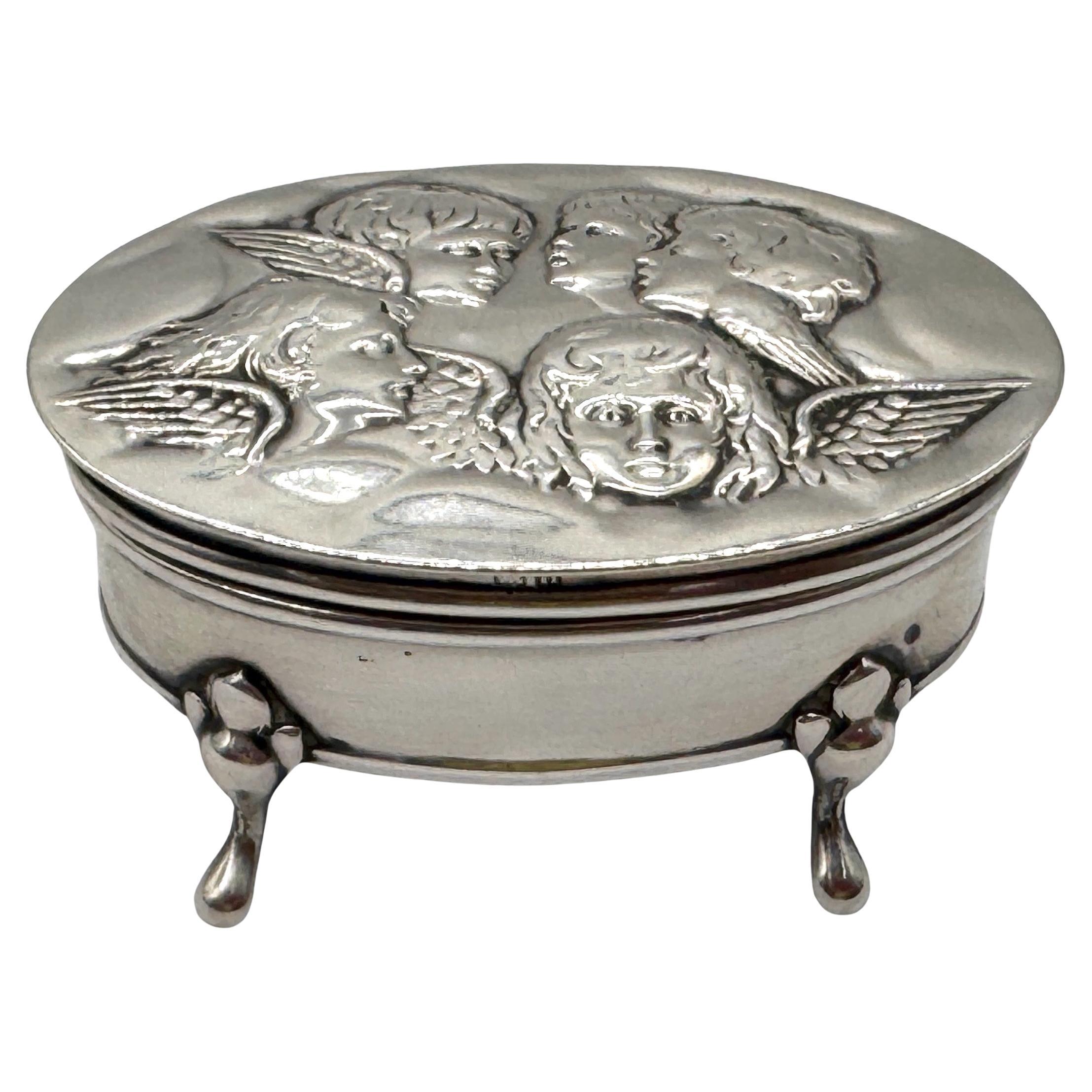 Edwardian Sterling Silver Oval Trinket Box Raphael Angel Heads, Birmingham, 1912