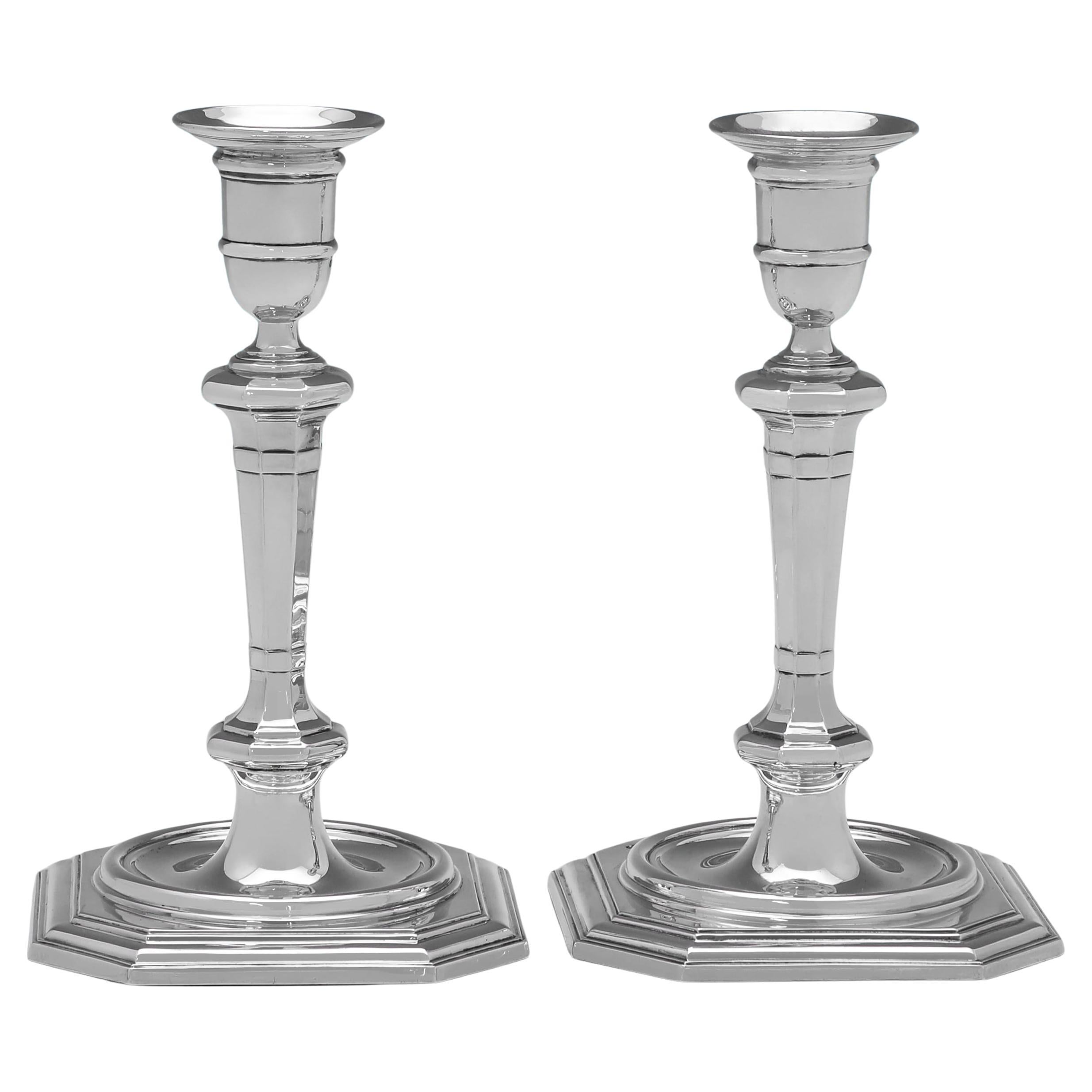Paire de chandeliers édouardiens en argent sterling par James Dixon & Sons 1906