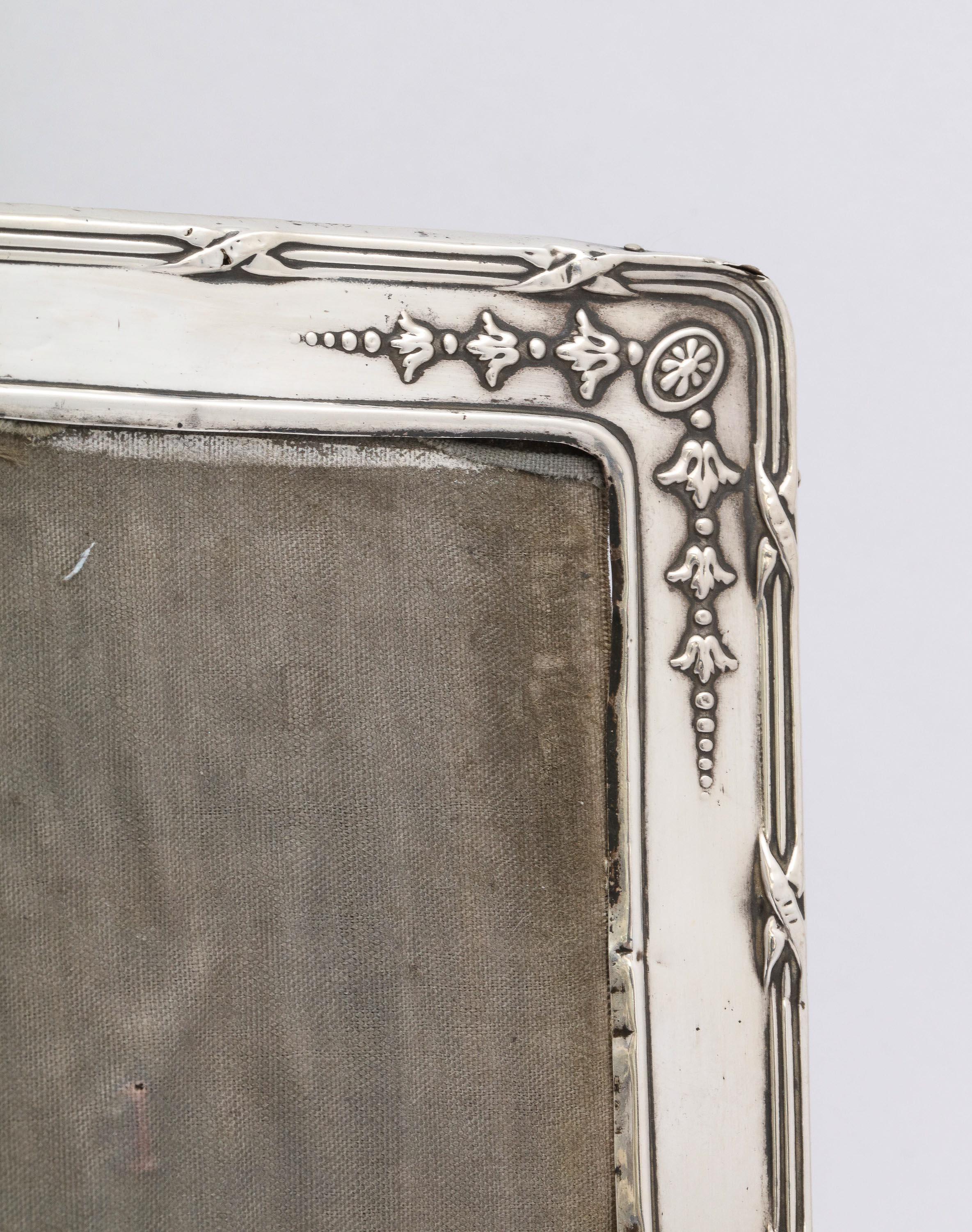 Edwardian Sterling Silver Picture Frame with Wood Back 7