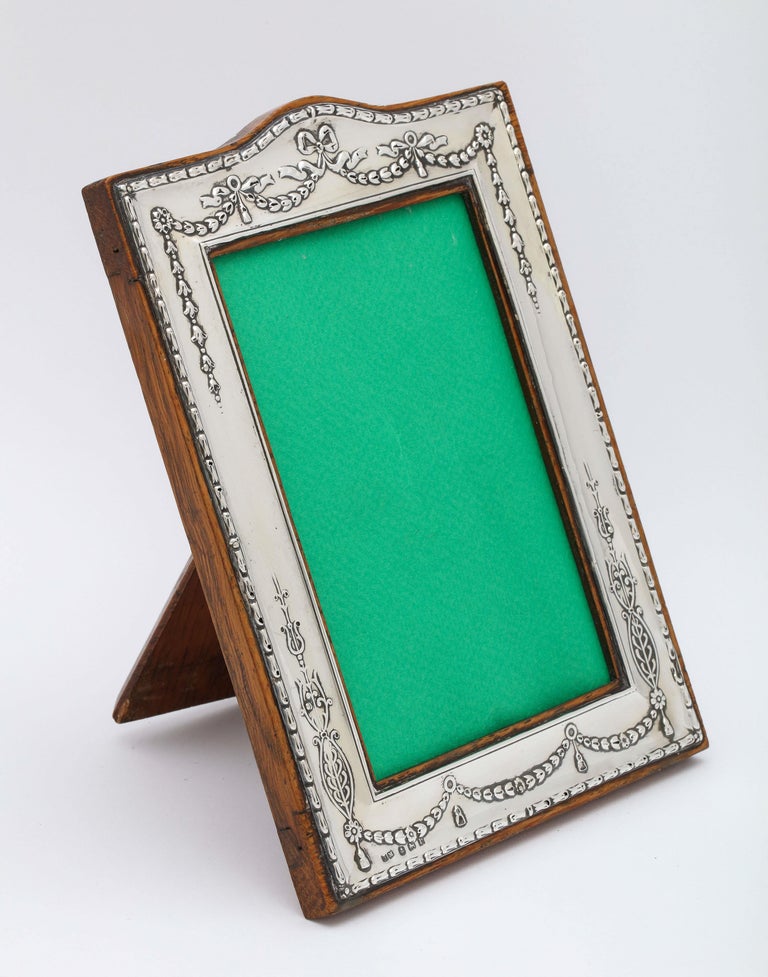 English Edwardian Sterling Silver Picture Frame with Wood Back For Sale