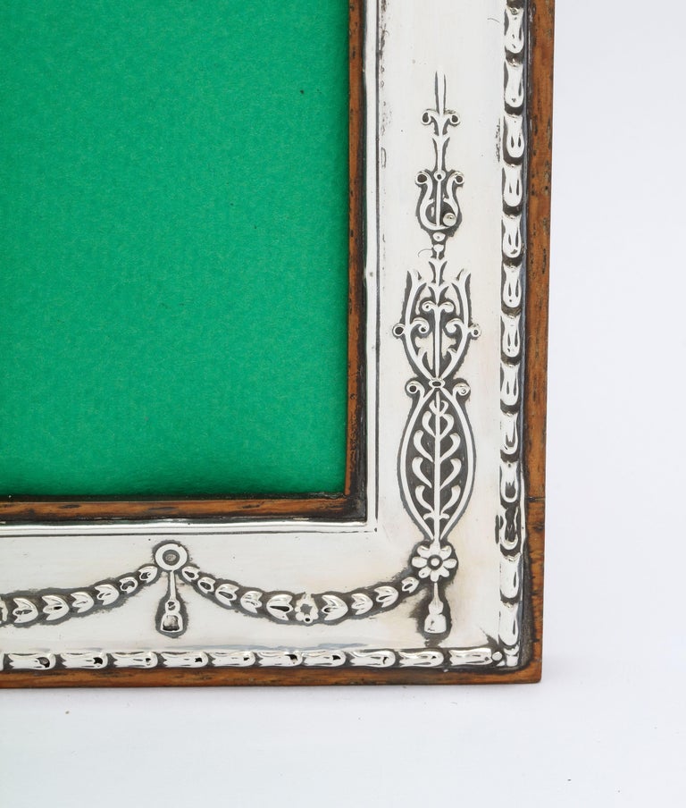 Early 20th Century Edwardian Sterling Silver Picture Frame with Wood Back For Sale