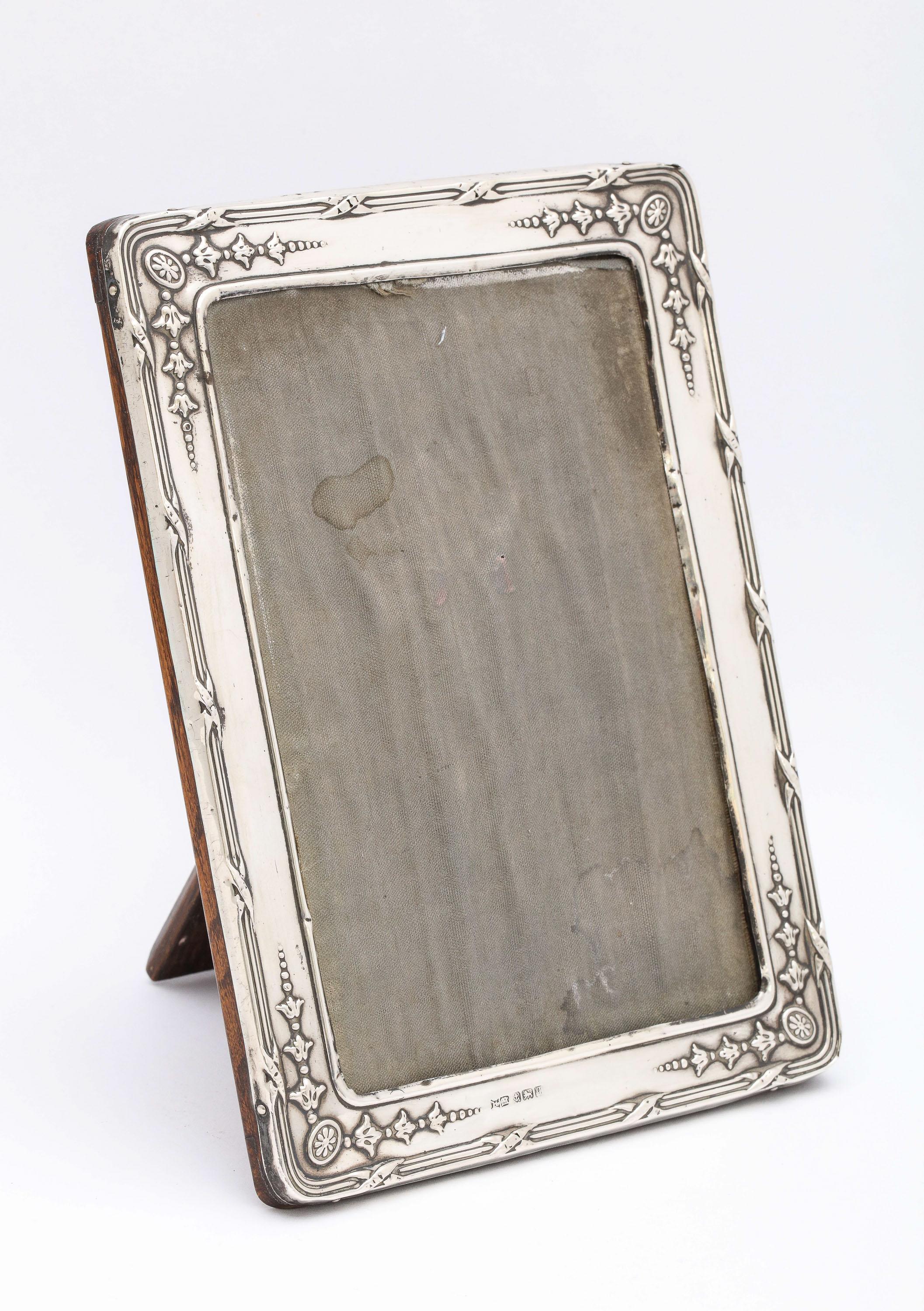 Edwardian Sterling Silver Picture Frame with Wood Back 3