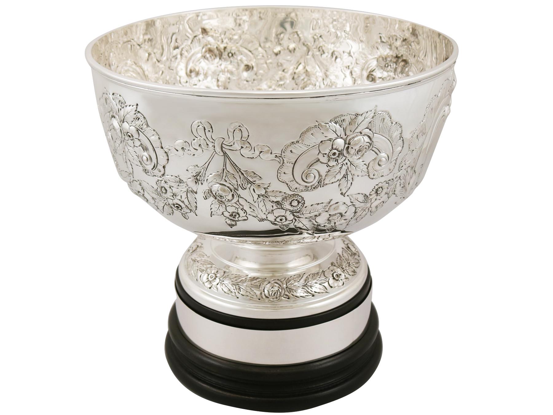 A fine and impressive antique Edwardian English sterling silver presentation bowl; an addition to our engravable presentation silverware collection

This fine antique Edwardian sterling silver presentation bowl has a plain circular rounded form