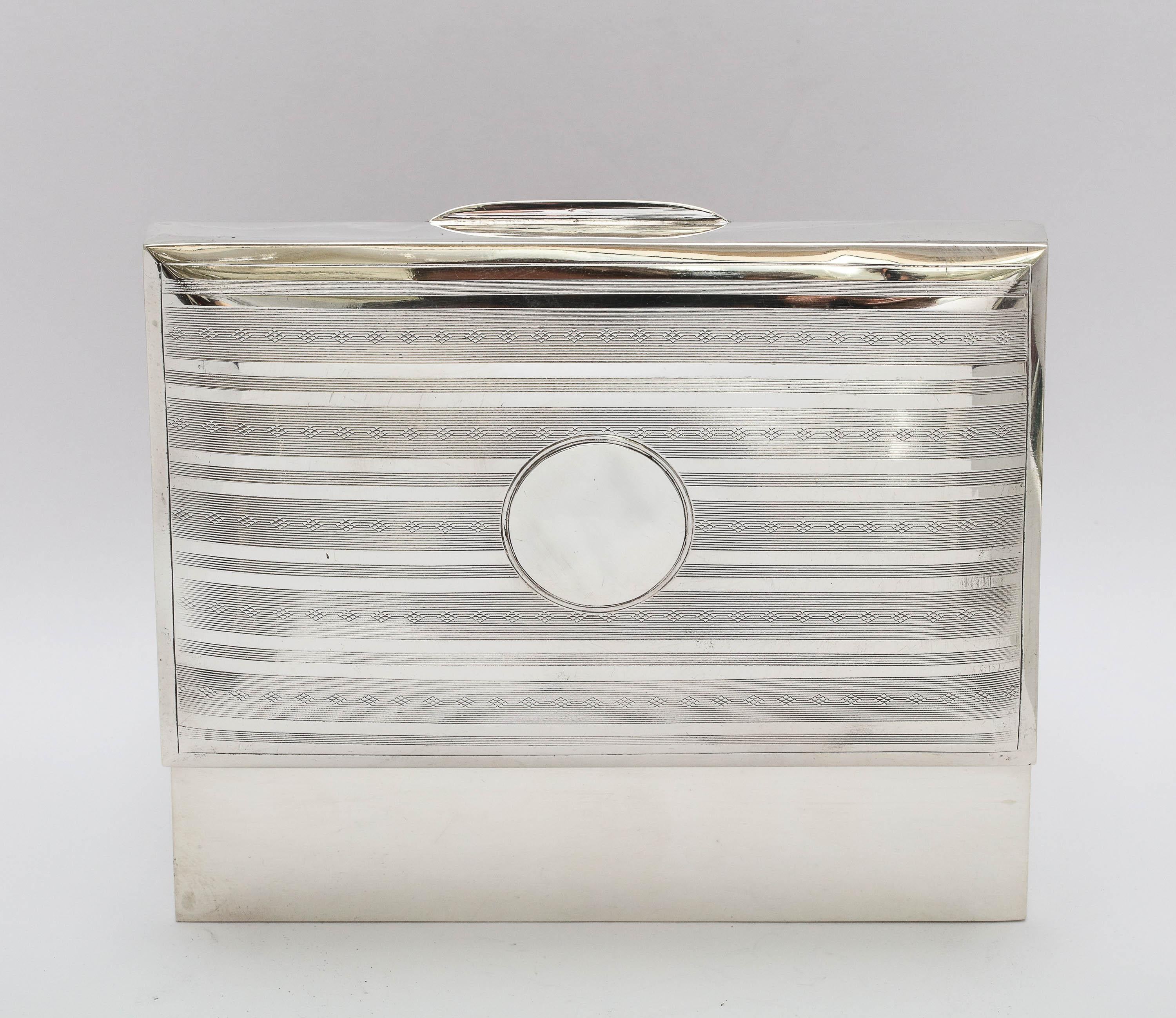 Edwardian Sterling Silver Table Box with Hinged Lid 9