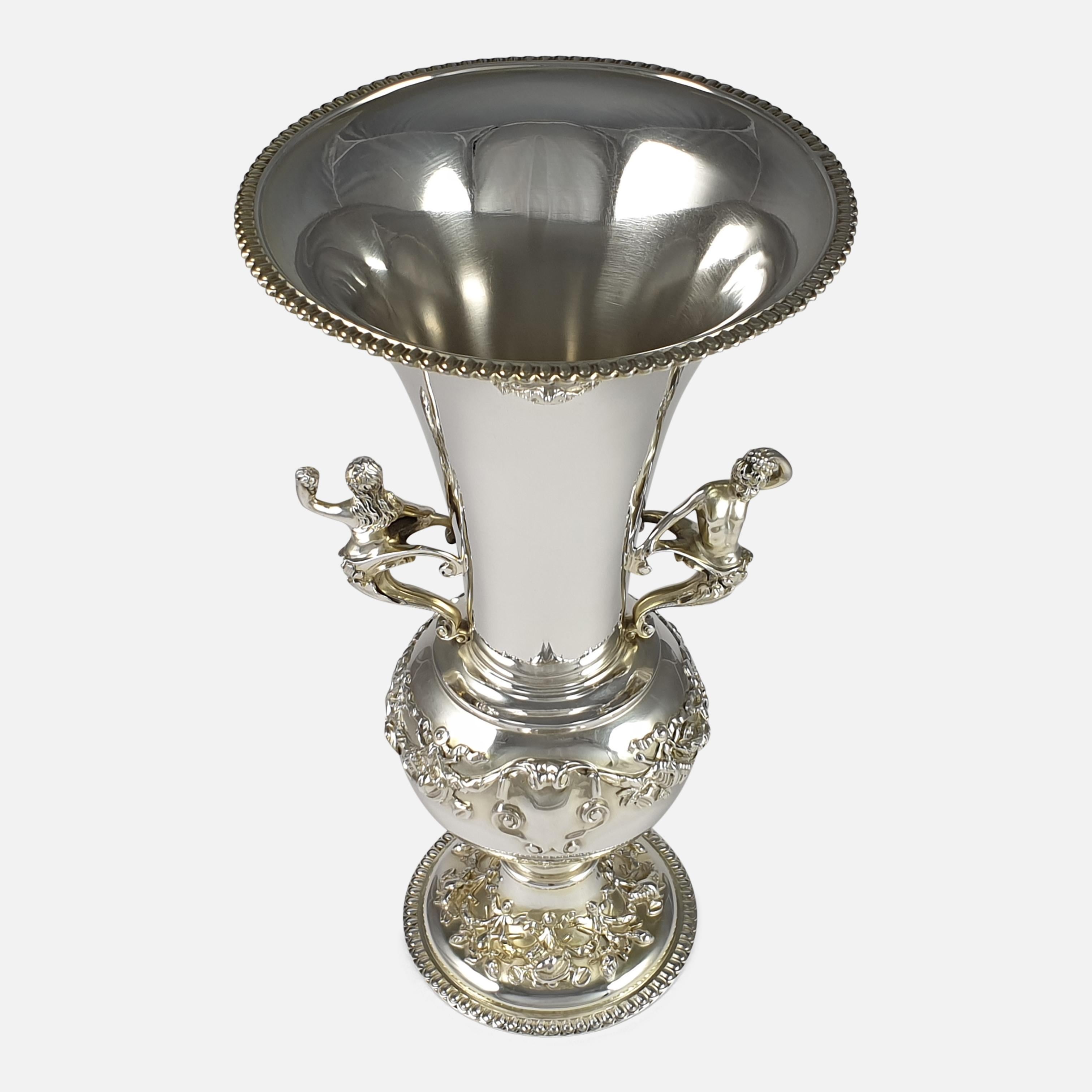 Edwardian Sterling Silver Vase, Elkington & Co, London, 1909 For Sale 12