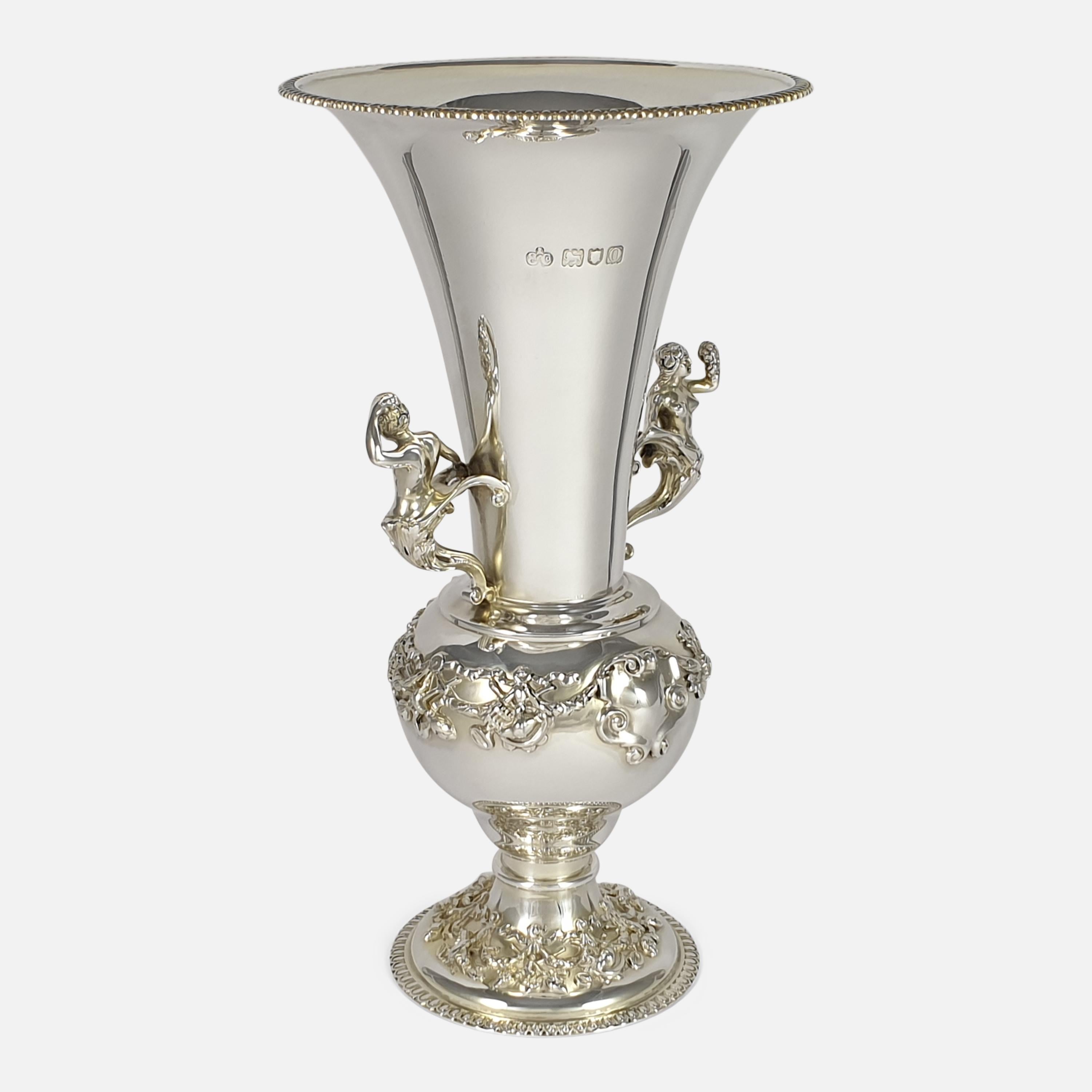 British Edwardian Sterling Silver Vase, Elkington & Co, London, 1909 For Sale