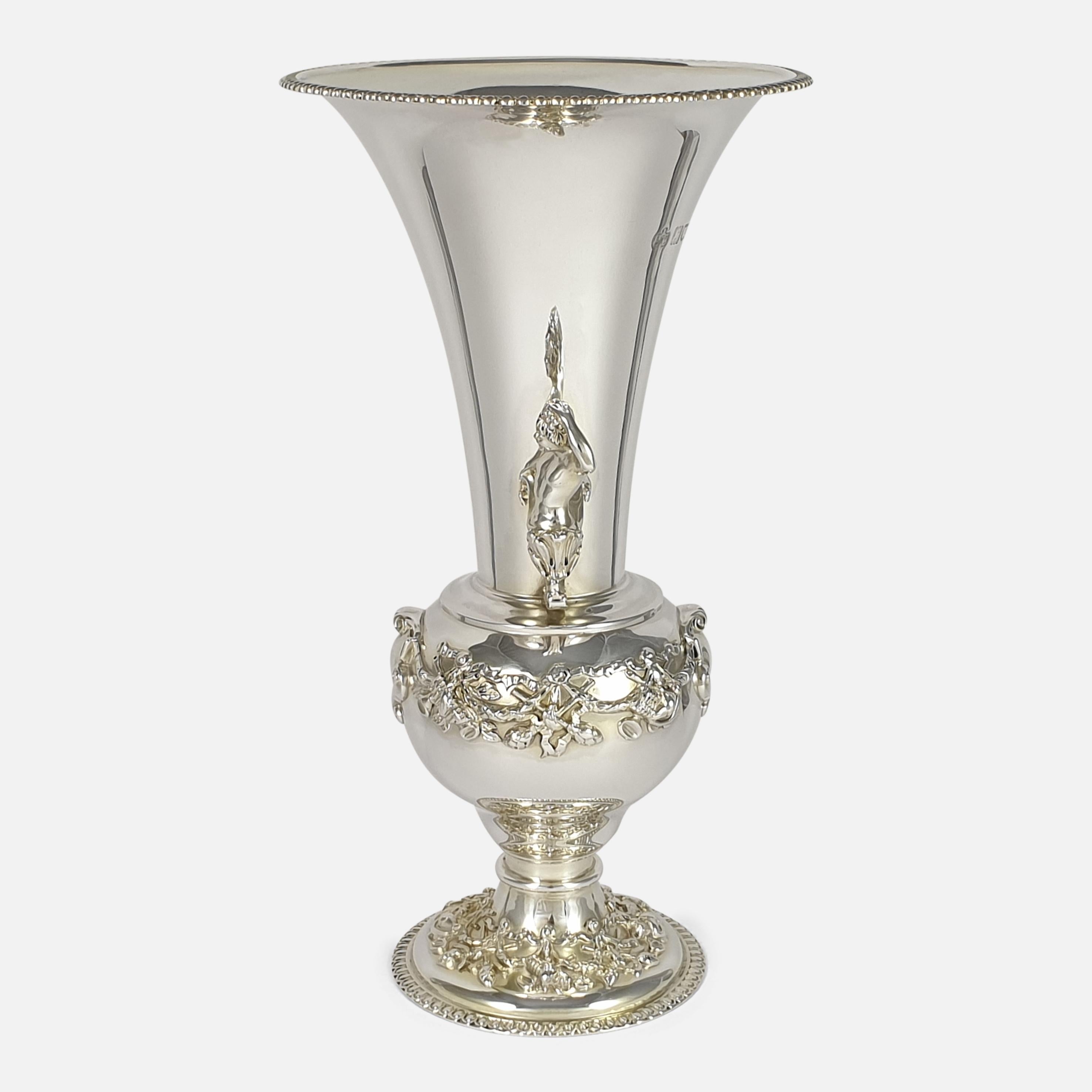 Edwardian Sterling Silver Vase, Elkington & Co, London, 1909 In Good Condition For Sale In Glasgow, GB