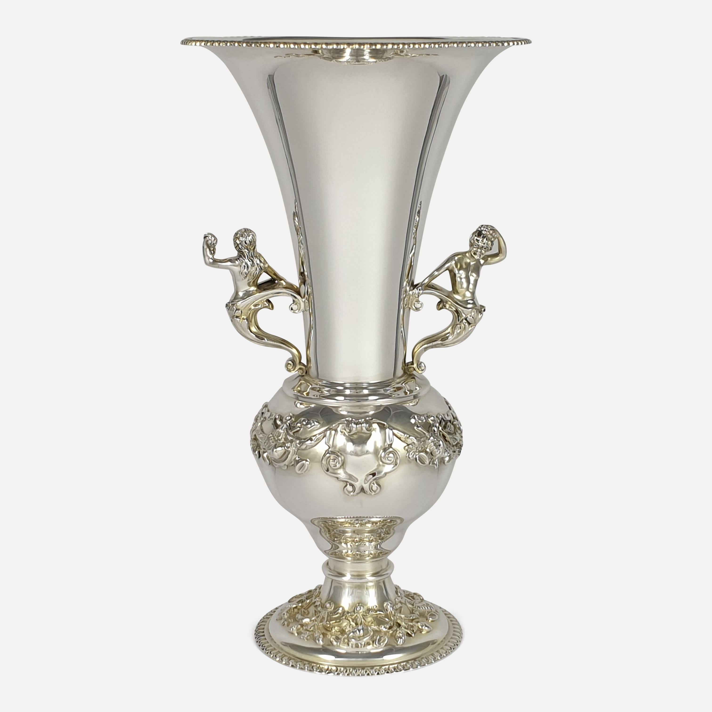 Edwardian Sterling Silver Vase, Elkington & Co, London, 1909 For Sale 2