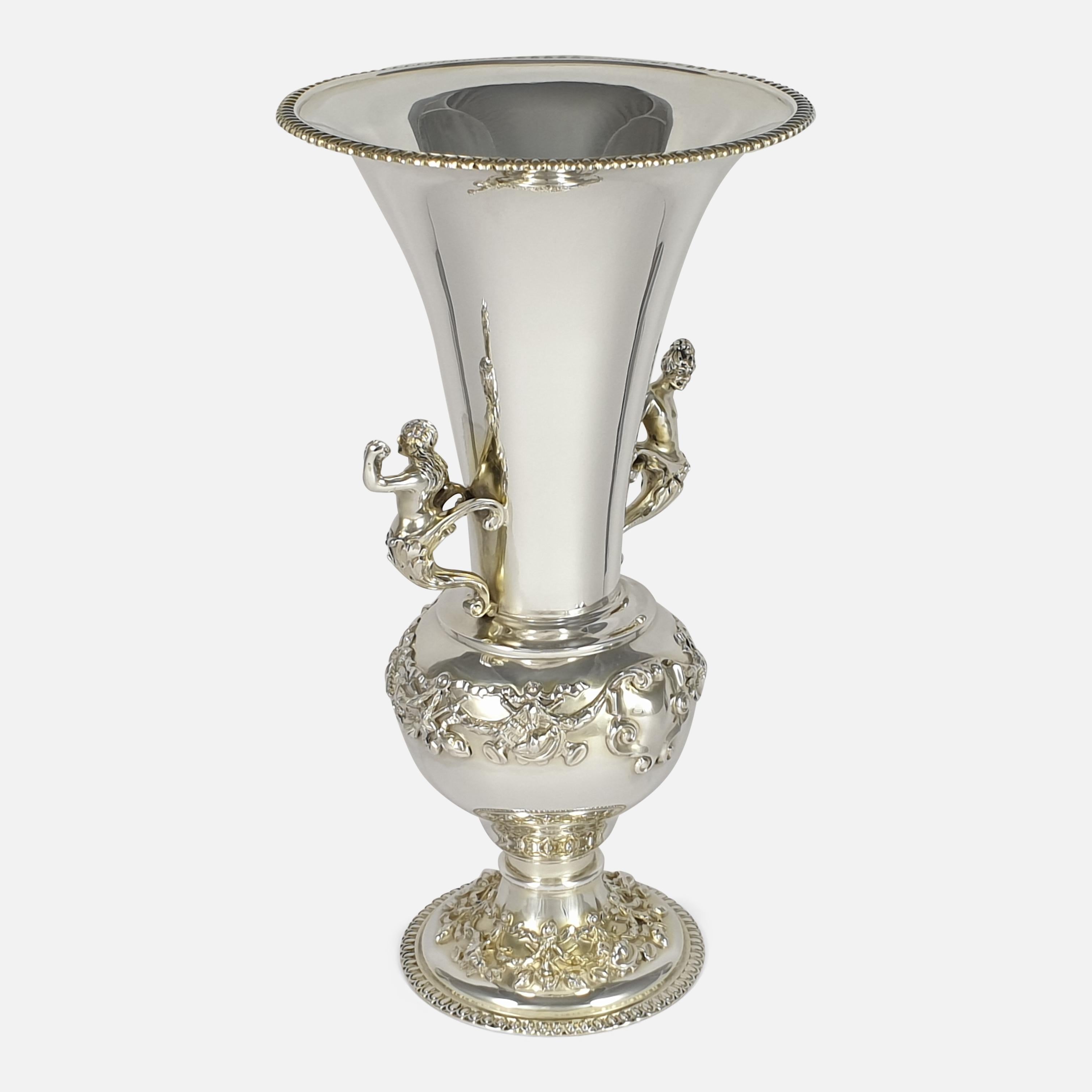 Edwardian Sterling Silver Vase, Elkington & Co, London, 1909 For Sale 3