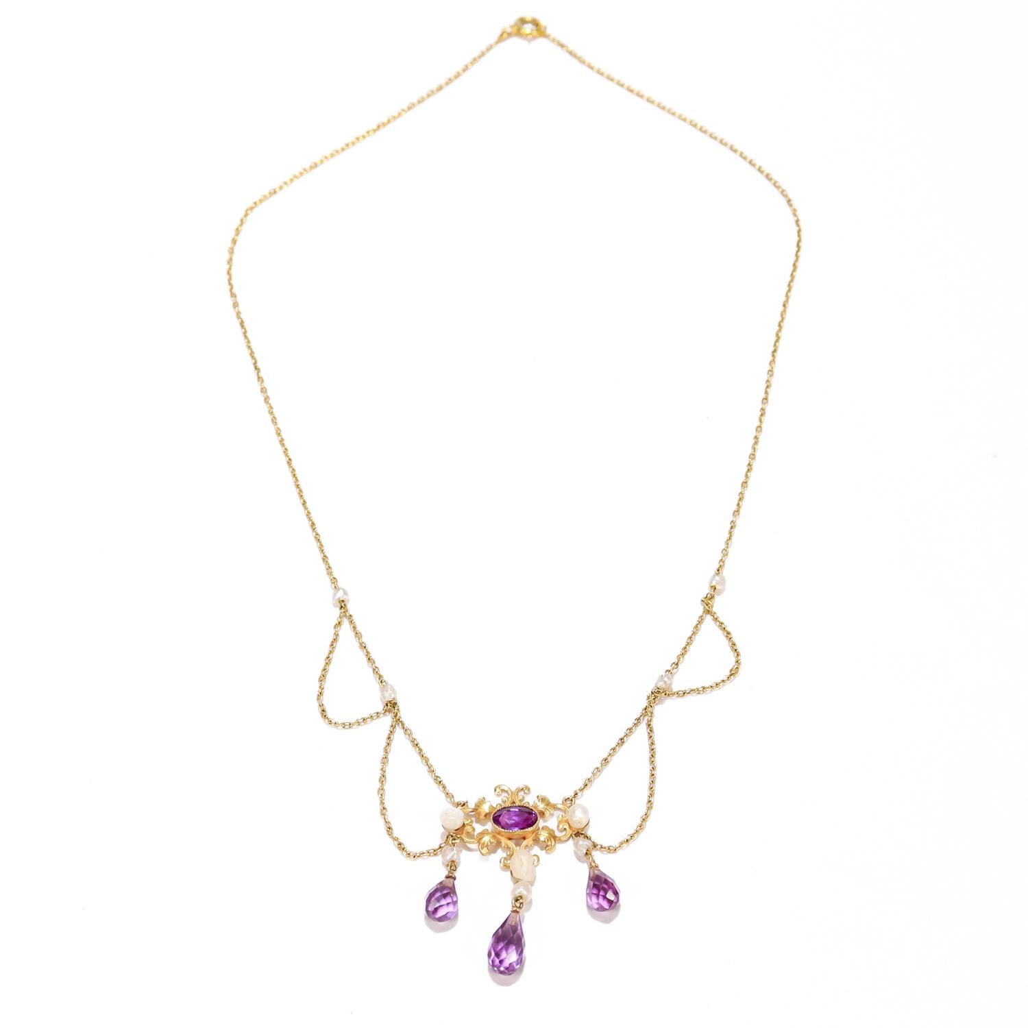Edwardian Style 14K Gold, Amethyst, & Pearl Festoon Necklace In Good Condition For Sale In Philadelphia, PA