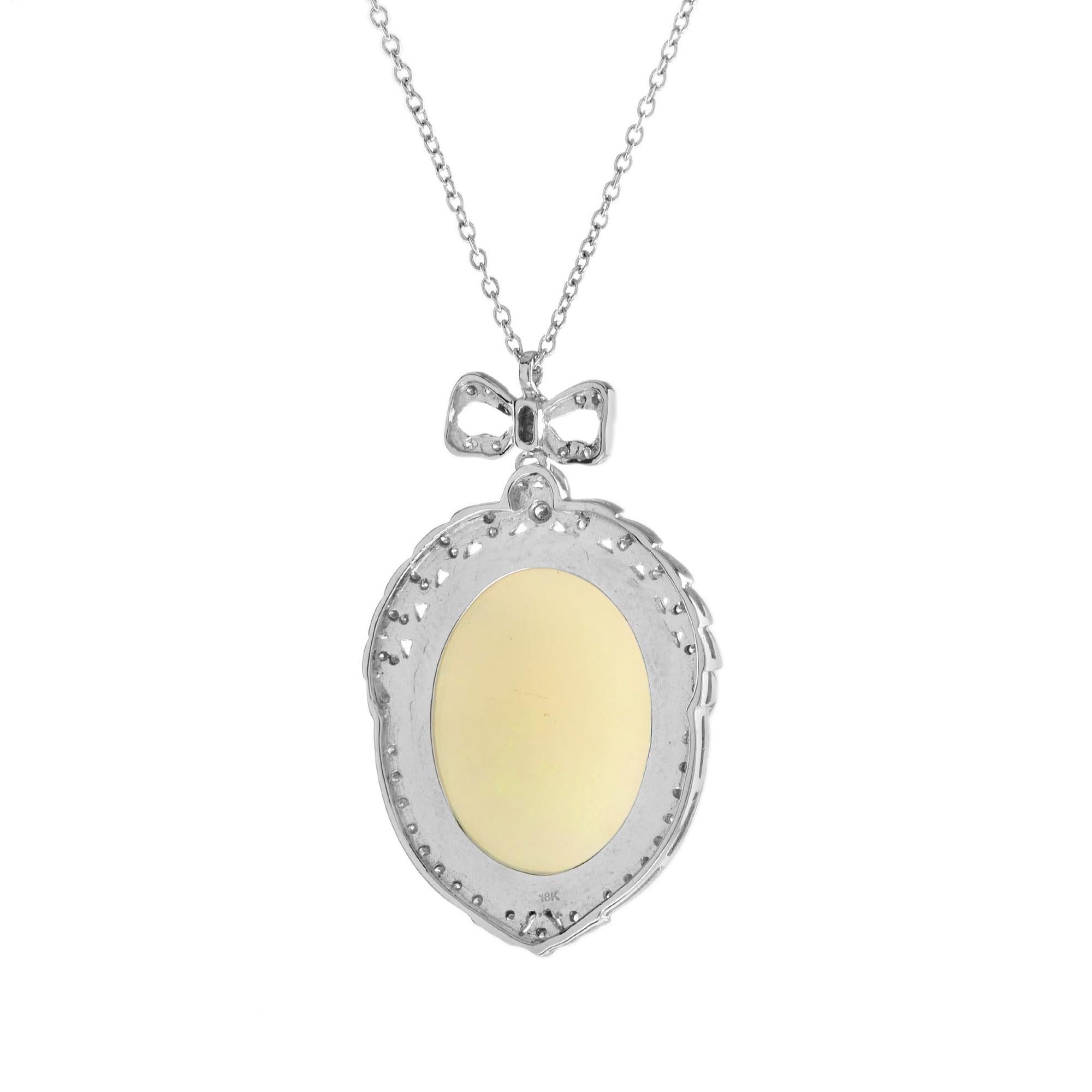 Édouardien Collier Vintage en or blanc 18K de style Edwardien 15.39 Opale Ethiopienne et Diamant en vente