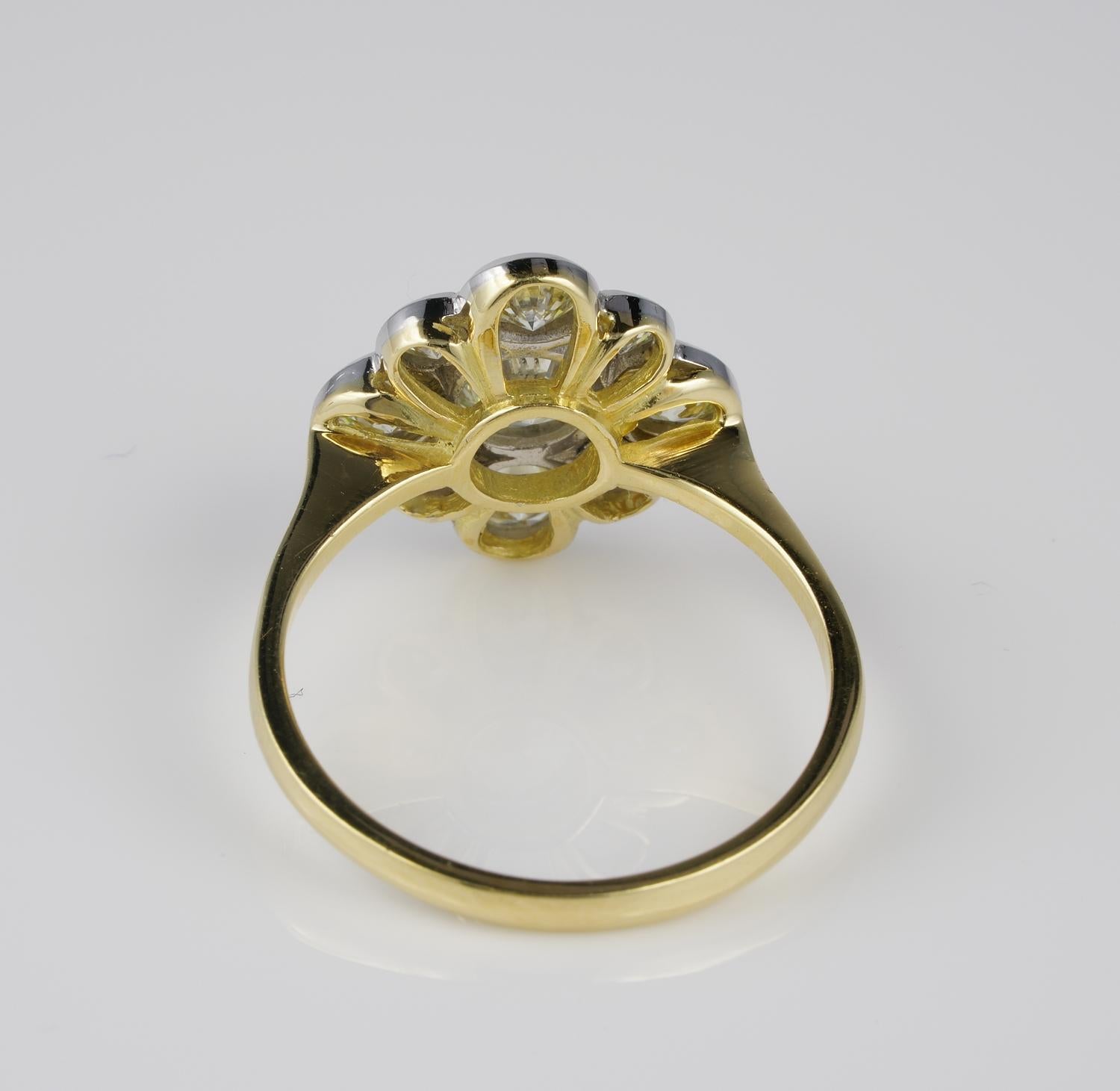 Edwardianischer Stil 1,60 Karat Diamant Platin 18 KT Cluster Ring Damen im Angebot