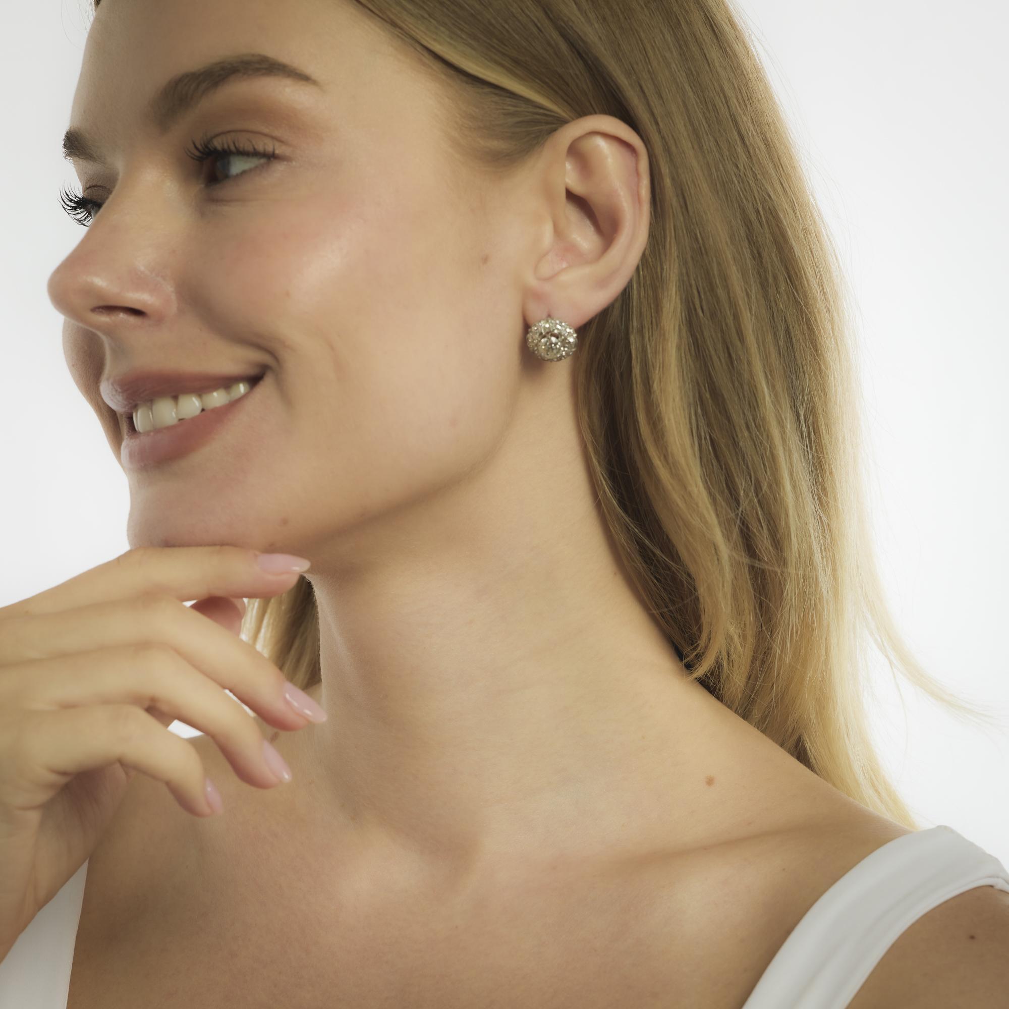 Taille vieille Europe Boucles d'oreilles de style édouardien en platine avec diamants de 4,80 carats en vente