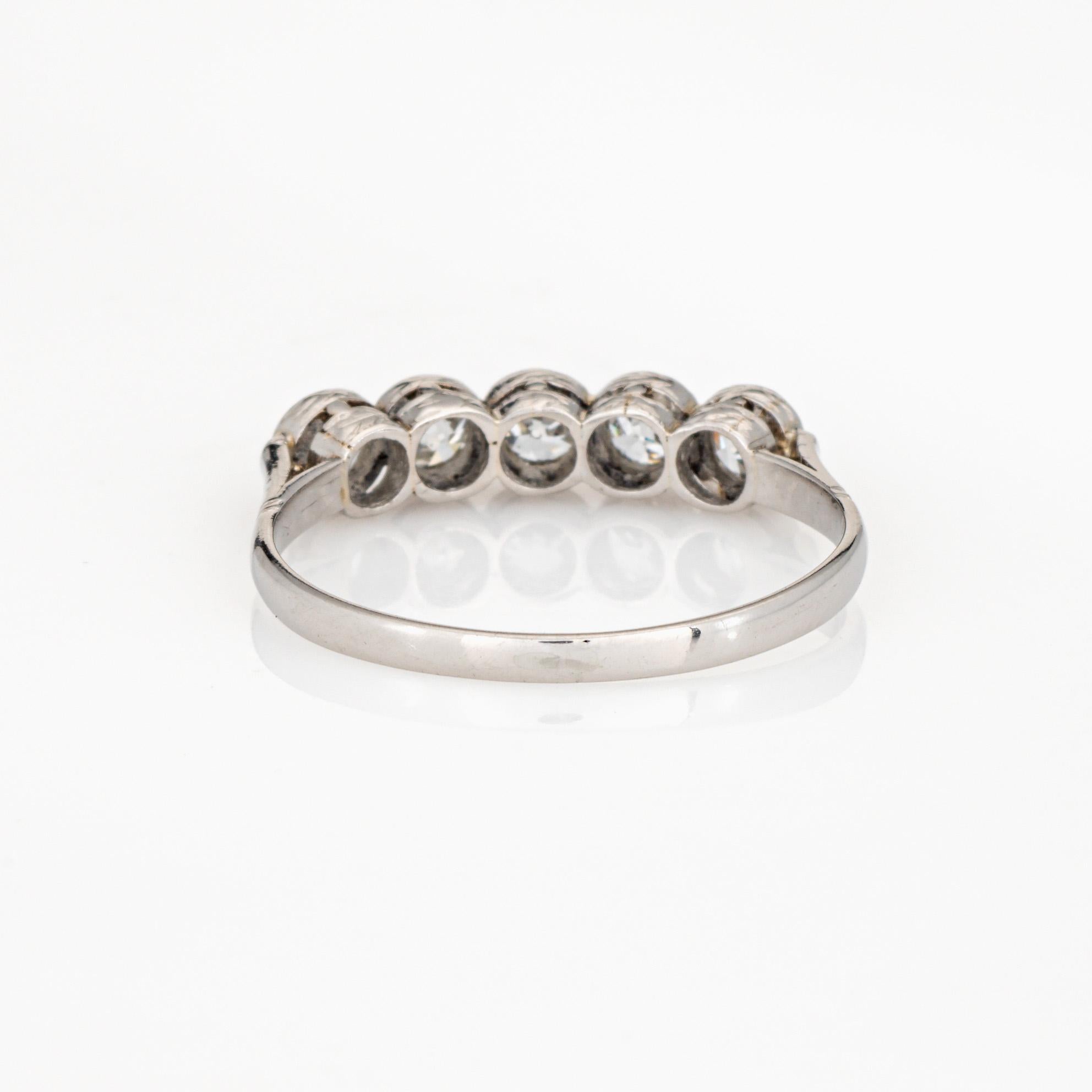 Anello con 5 pietre di diamante in stile edoardiano, platino Sz 6.75, fascia anniversario Estate In condizioni buone in vendita a Torrance, CA