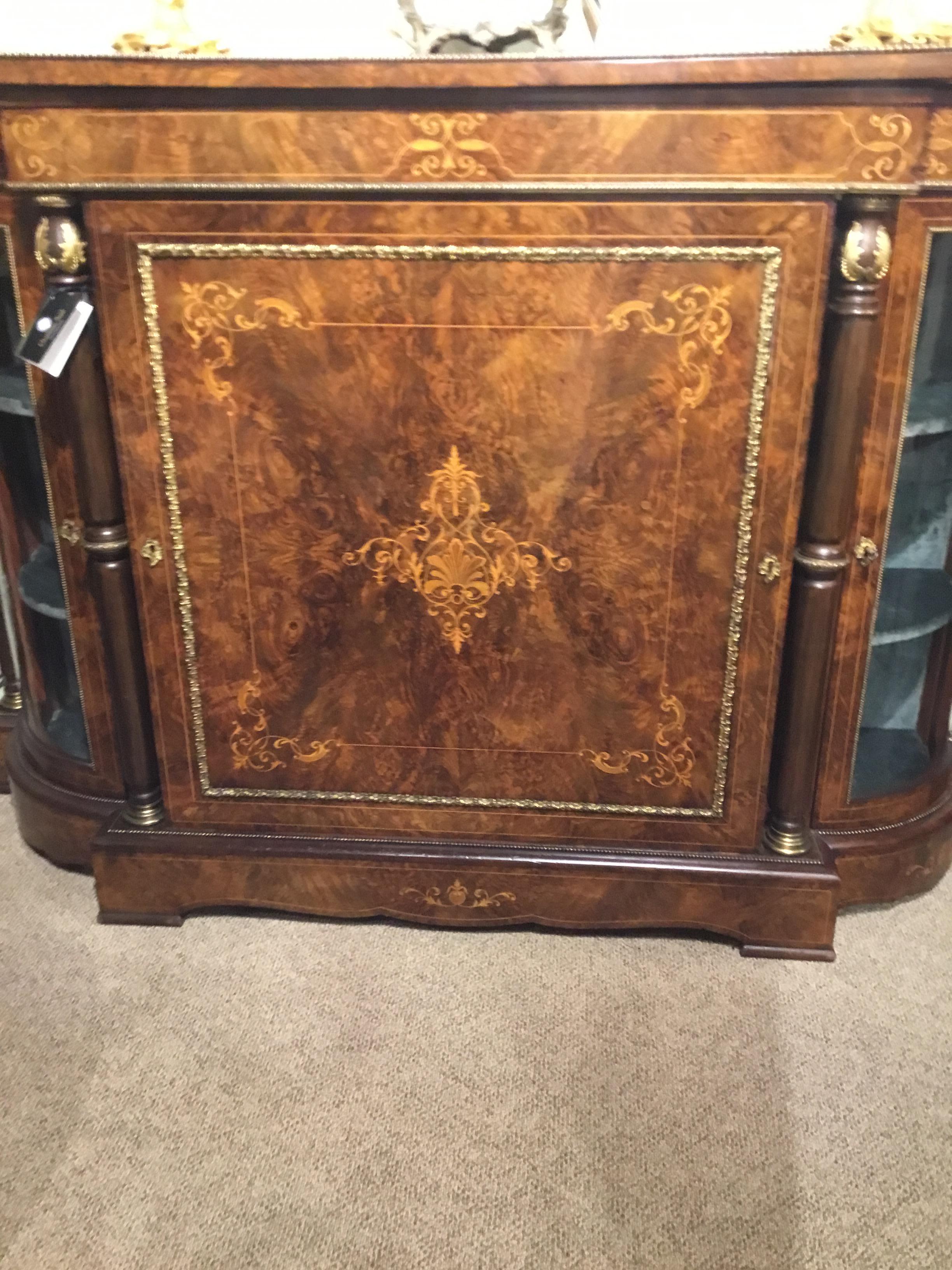 Edwardian Style Antique Cabinet, 19th Century Burled Walnut with Marquetry In Good Condition In Houston, TX