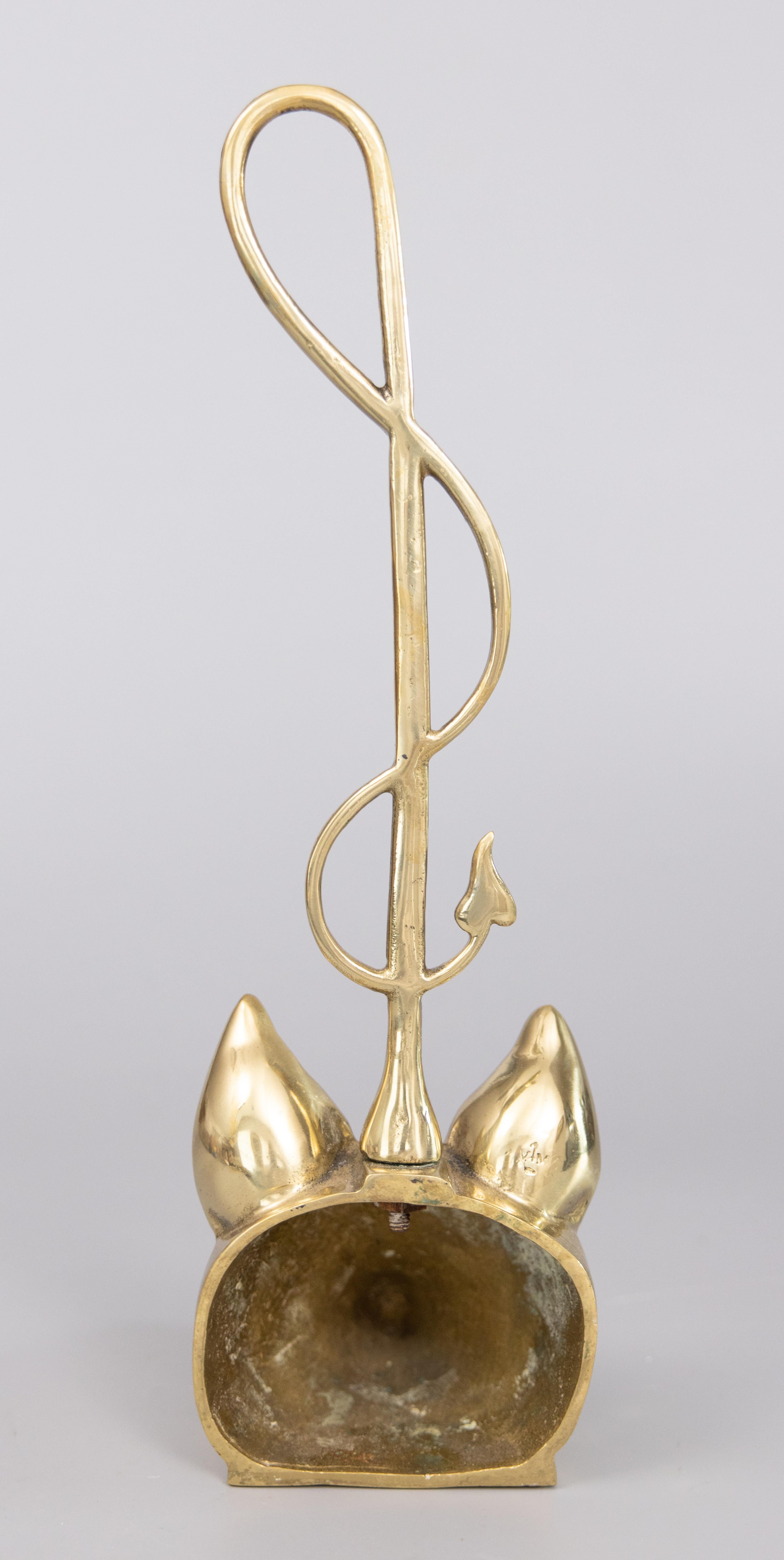 Edwardian Style Brass Fox with Riding Crop Doorstop In Good Condition For Sale In Pearland, TX