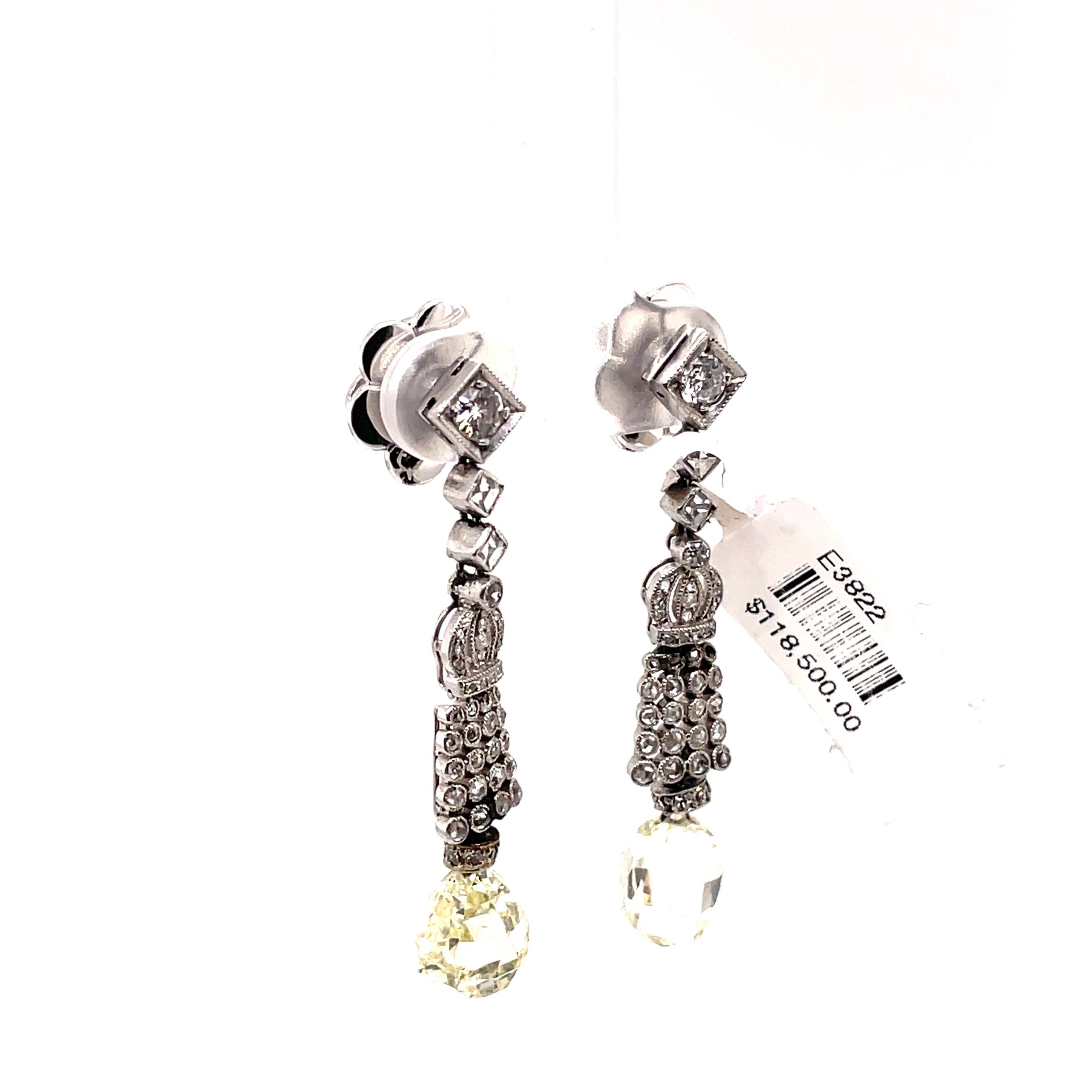 Taglio briolette Orecchino con diamante briolette in stile edoardiano in oro bianco 18 carati in vendita