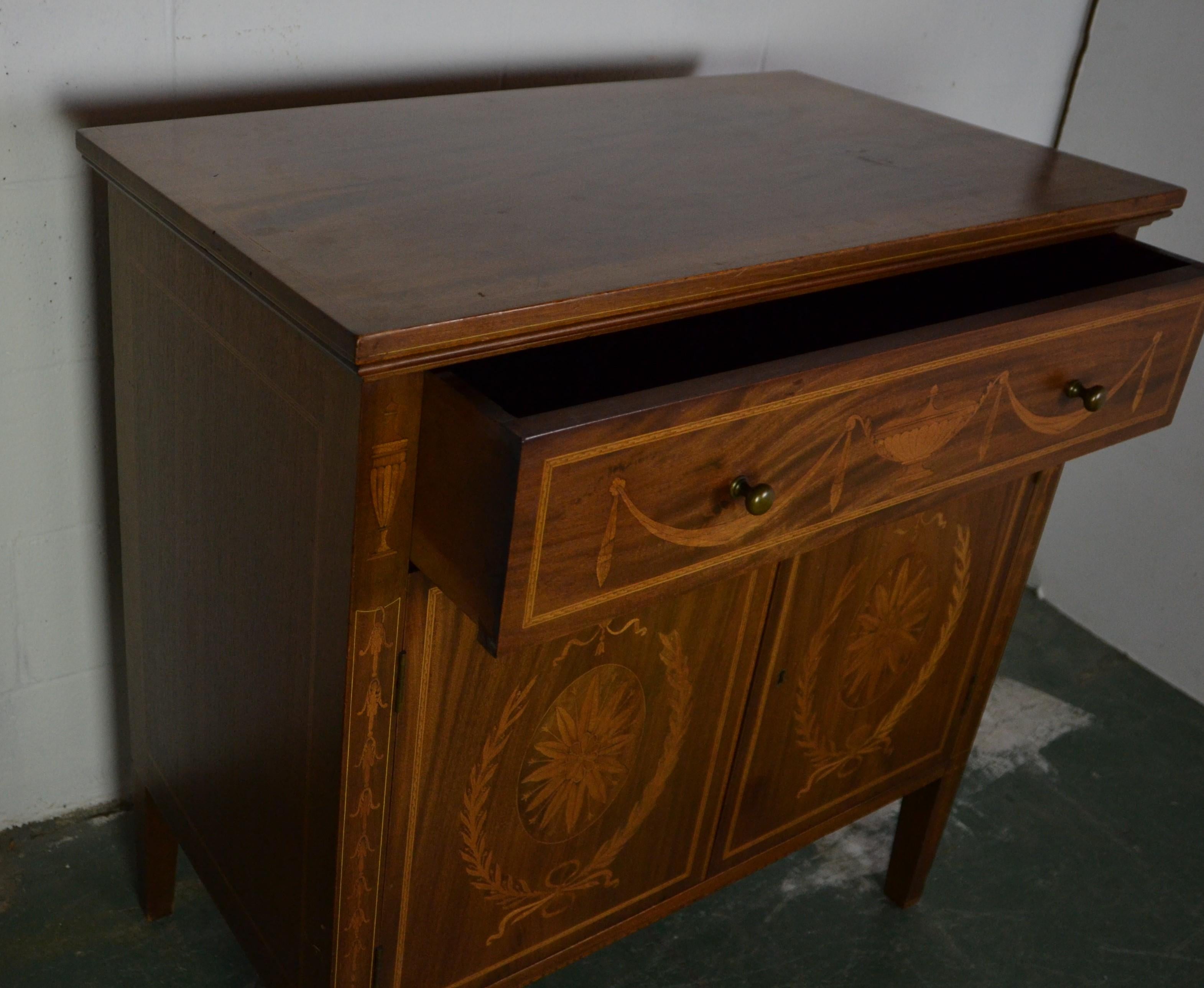 Edwardian Style Cabinet by Potthast Brothers In Good Condition In Pomona, CA