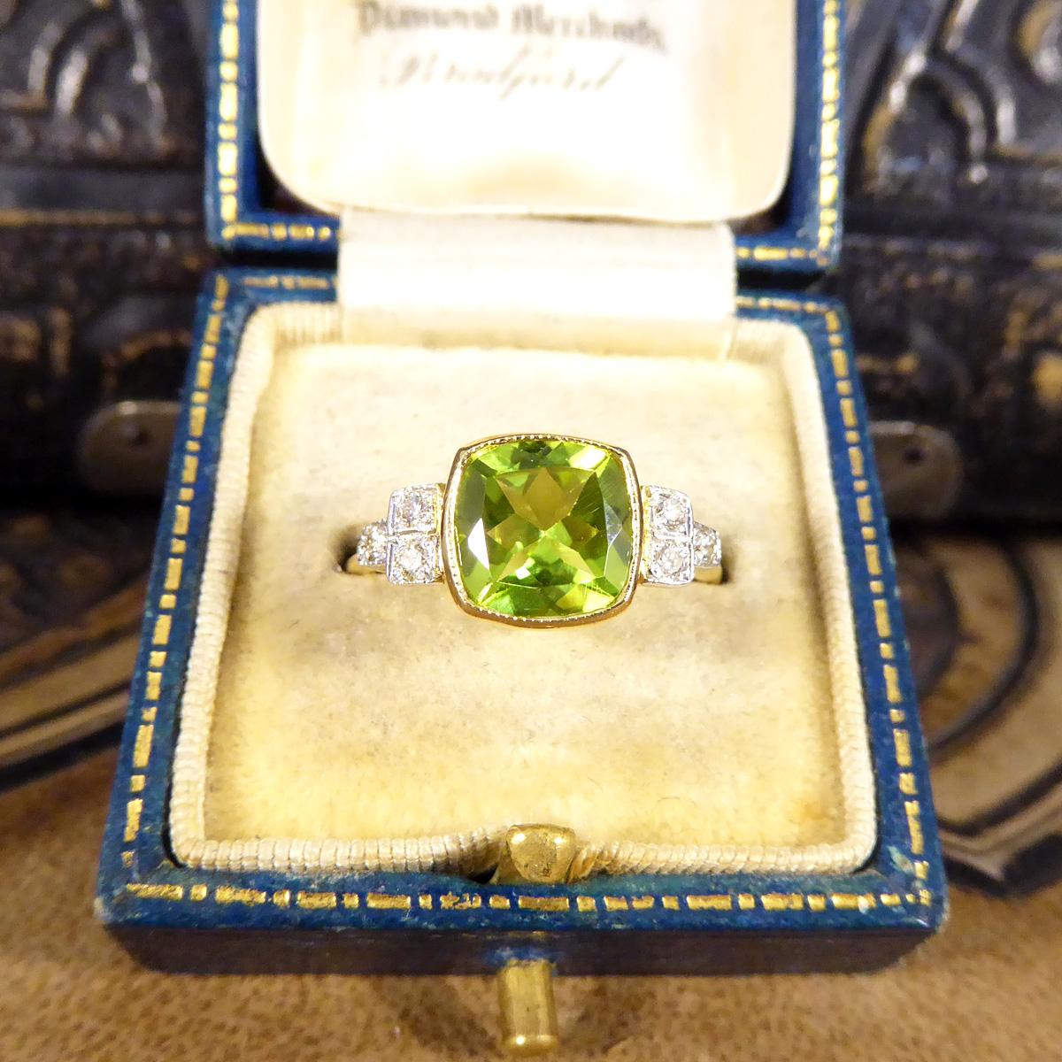 Edwardian Style Collar Set 2.12ct Peridot and Diamond Ring in 18ct Gold 3