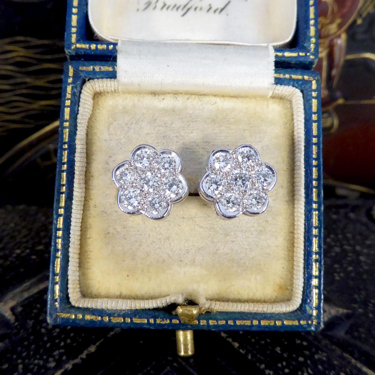 Edwardian Style Daisy Cluster Diamond Earrings in 18 Carat White Gold For Sale 5