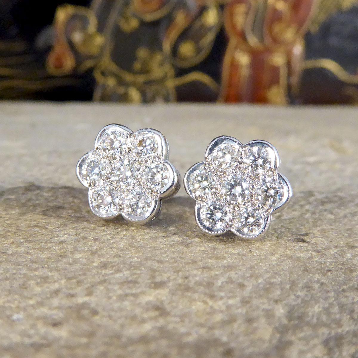 Edwardian Style Daisy Cluster Diamond Earrings in 18 Carat White Gold For Sale 1