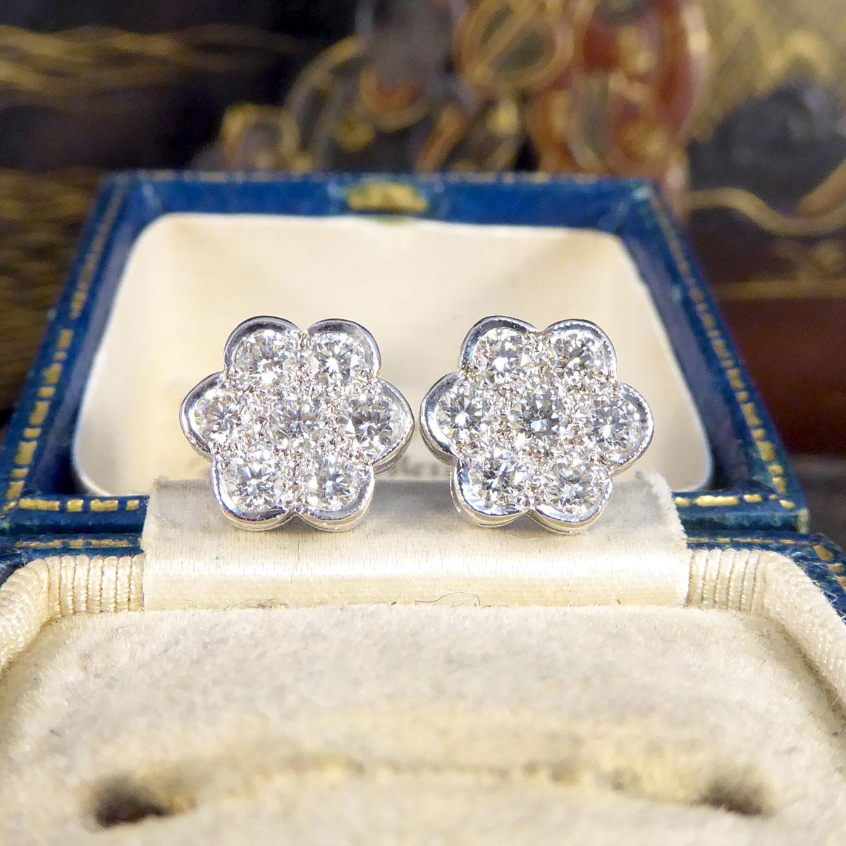 Edwardian Style Daisy Cluster Diamond Earrings in 18 Carat White Gold For Sale 3