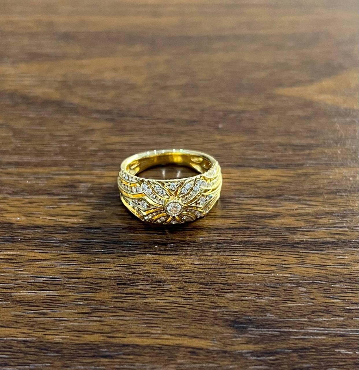 Women's Edwardian Style Diamond Bezel Filigree 14K Yellow Gold Vintage Details Band Ring For Sale