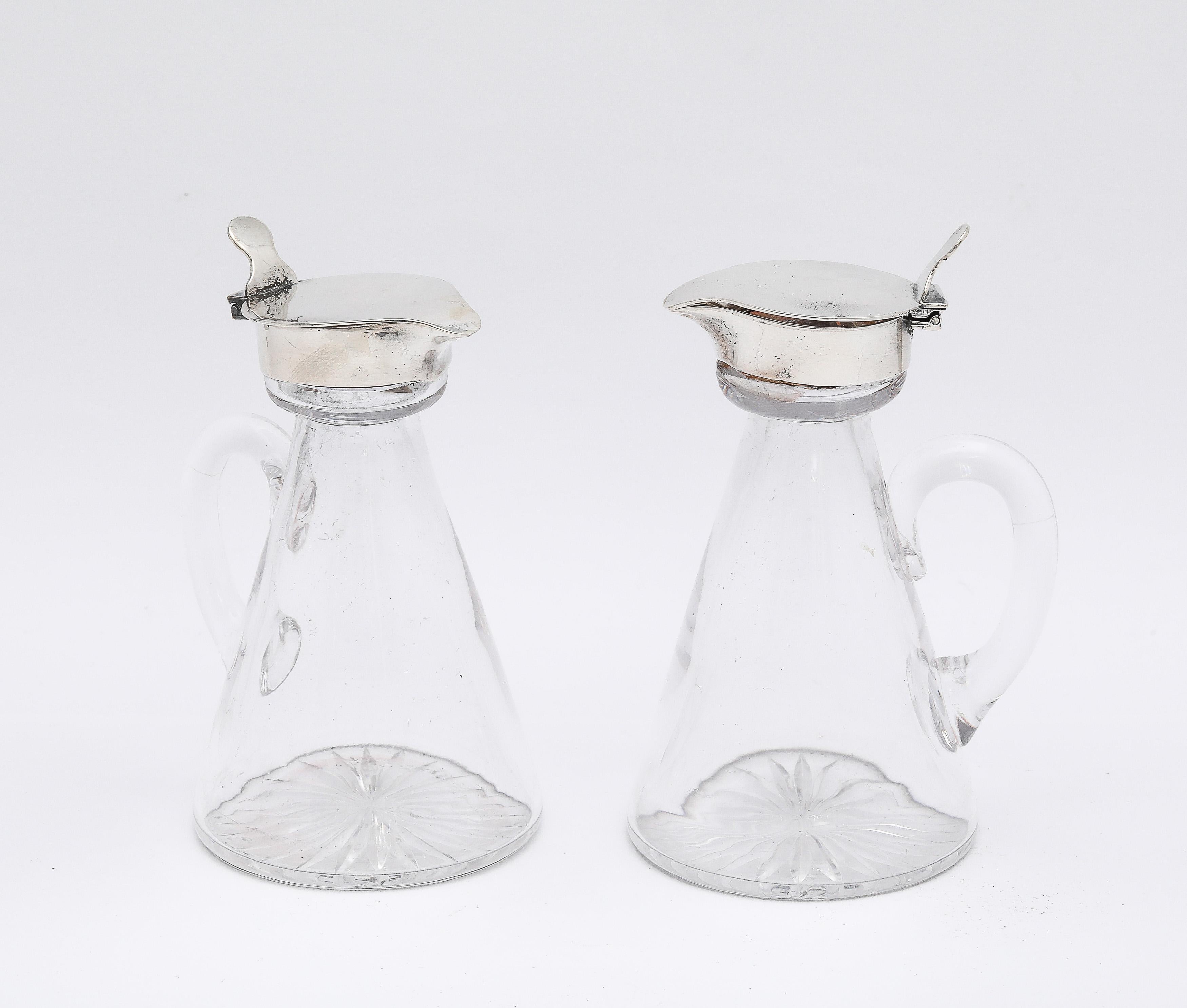 Edwardian Style Pair of Hand-Blown Sterling Silver-Mounted Whiskey Noggins/Tots For Sale 11