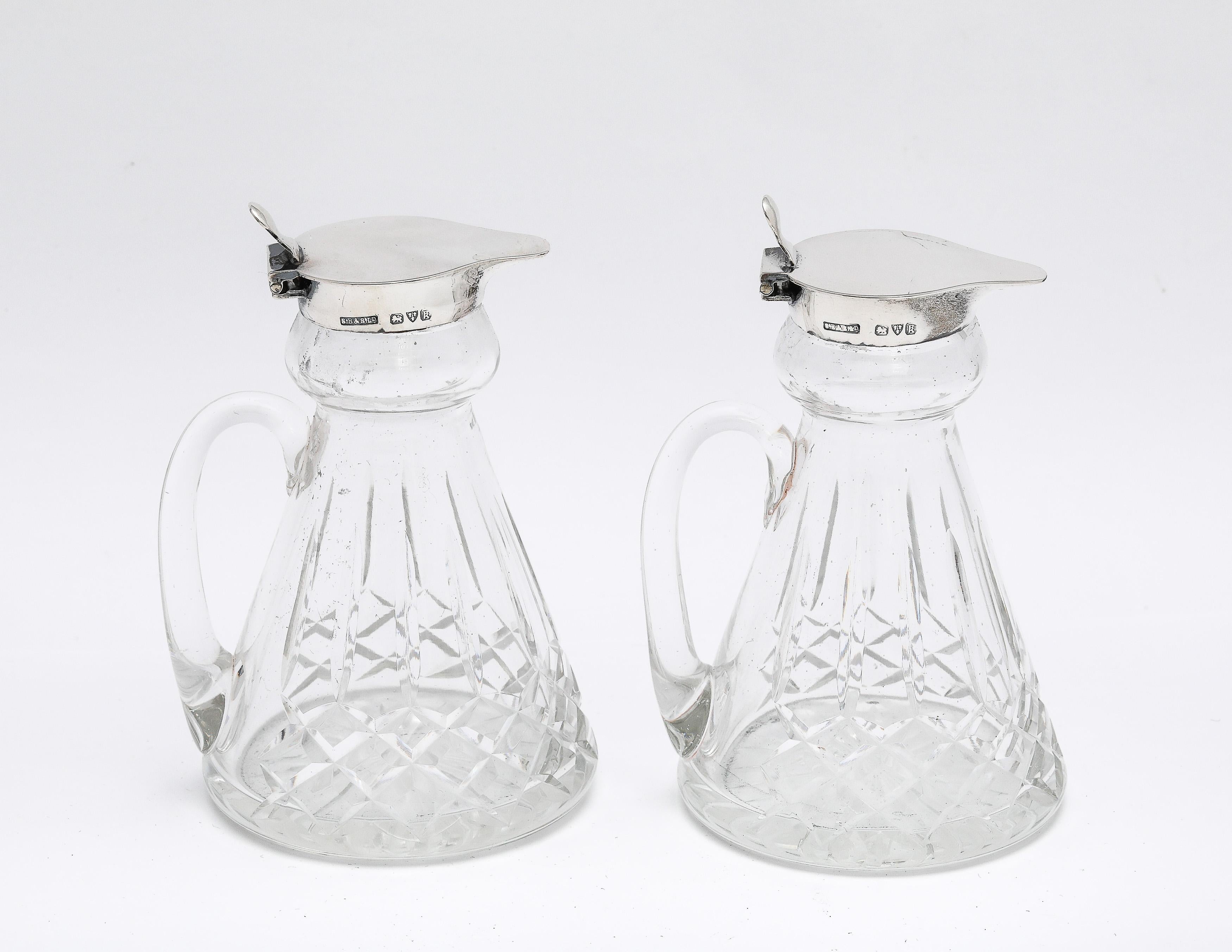 Pareja de Whisky Tots/Noggins Soplados a Mano y Montados en Plata de Ley de Estilo Eduardiano en venta 5