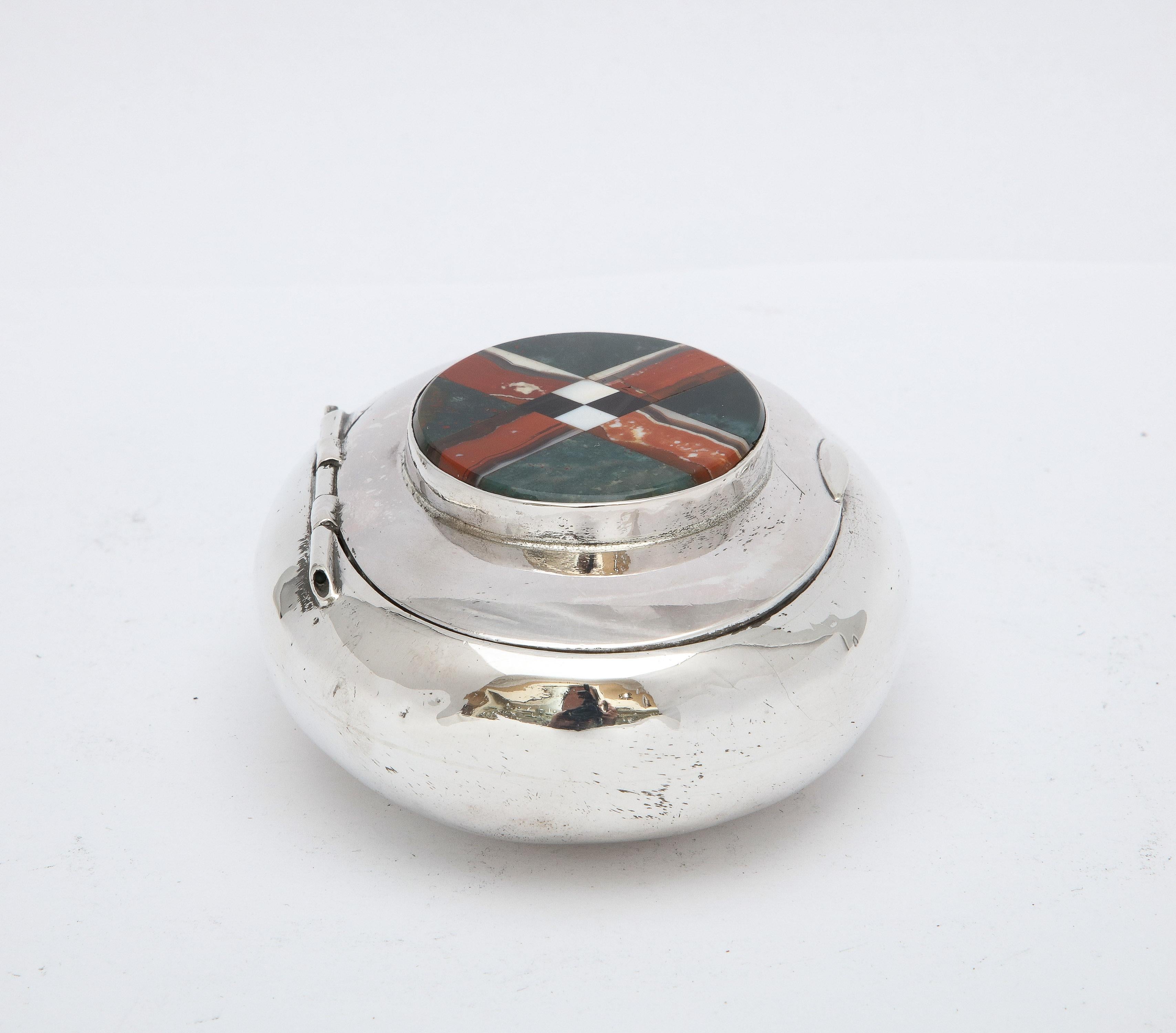 Early 20th Century Edwardian Style Sterling Silver and Scottish Agate Trinkets Box with Hinged Lid