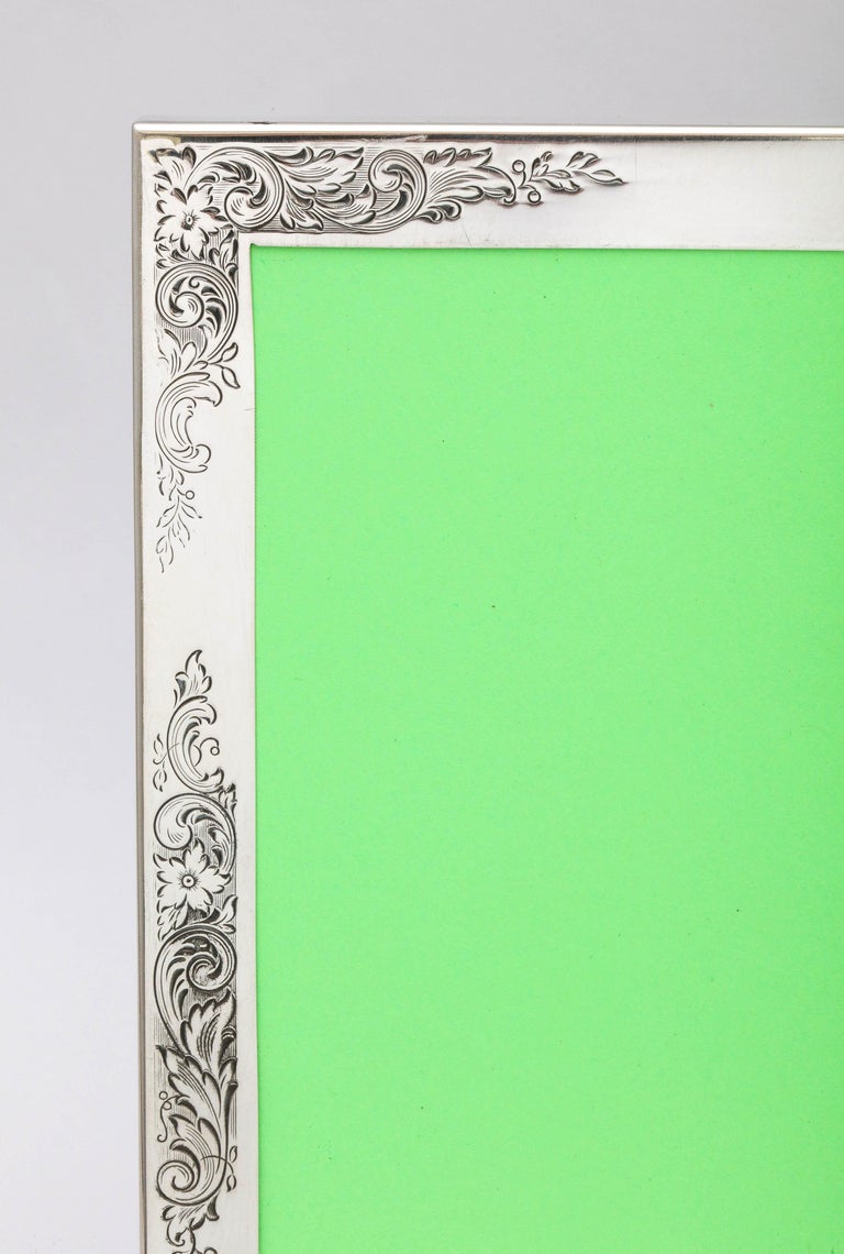 Edwardian-Style Sterling Silver Picture Frame with Wood Back For Sale 5