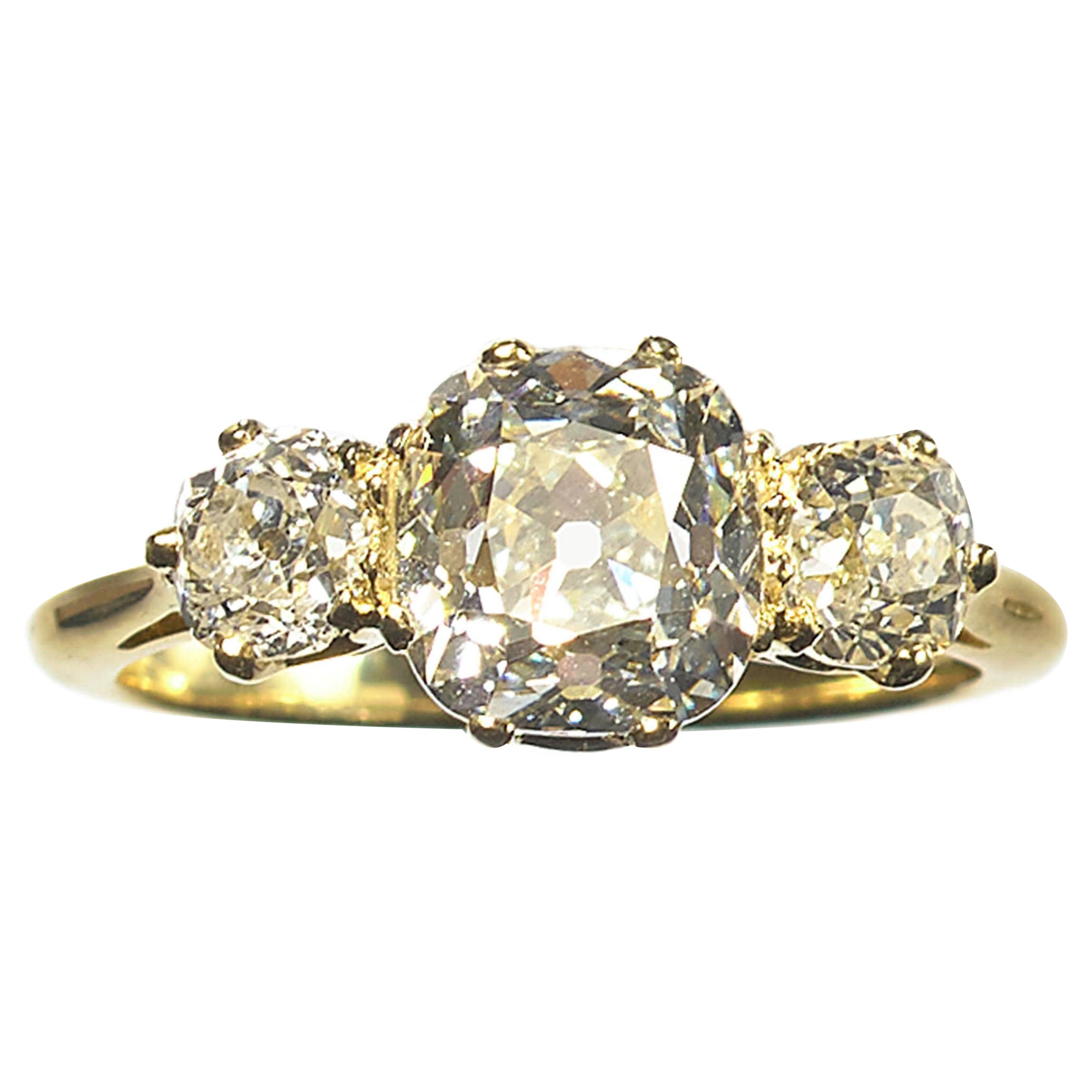 Edwardian Style Three Stone Diamond And Gold Ring, 2.00 Carats J SI1 For Sale