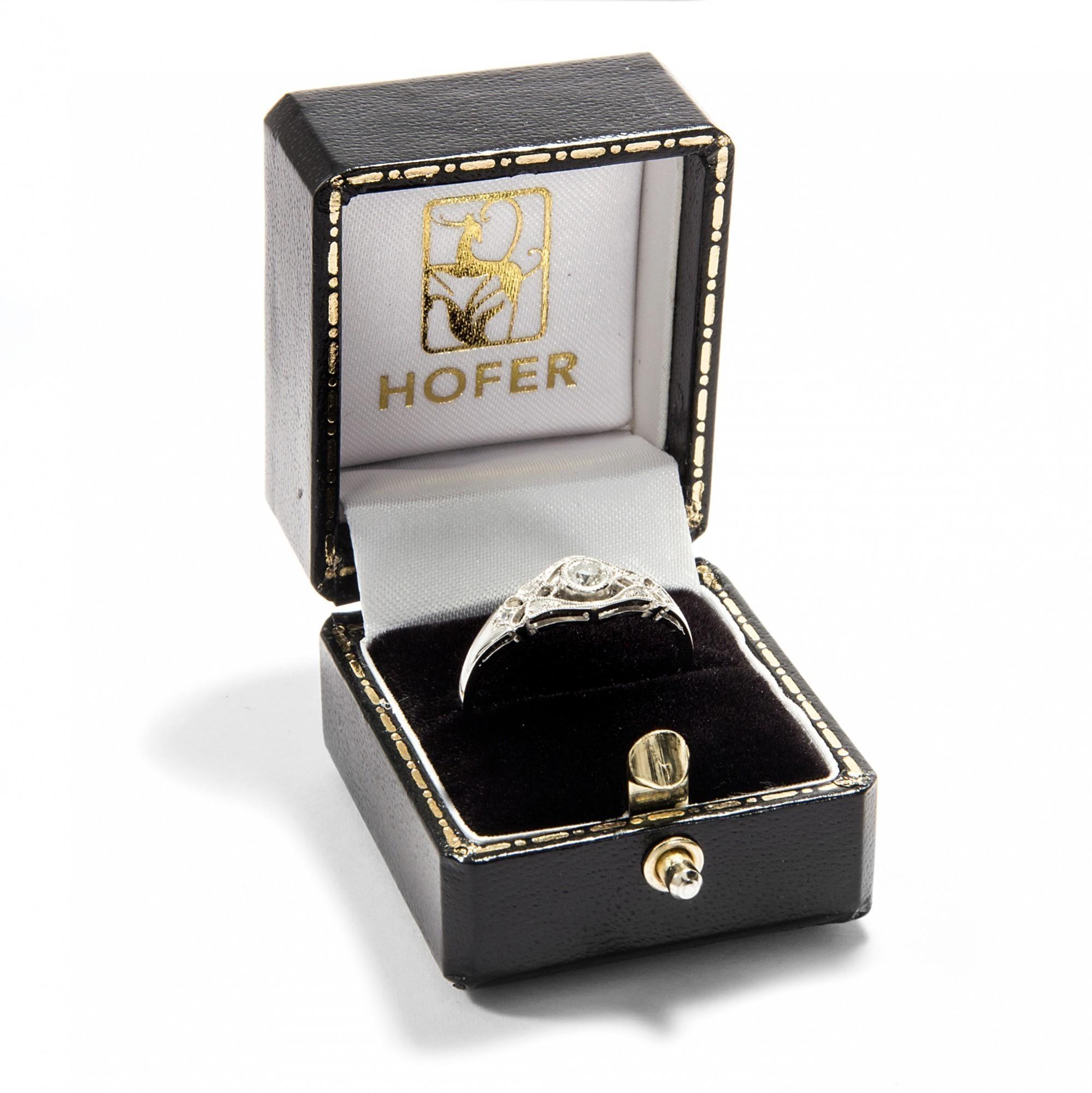 Round Cut Edwardian Style Unworn Platinum Filigree Brilliant Cut Diamond Engagement Ring For Sale