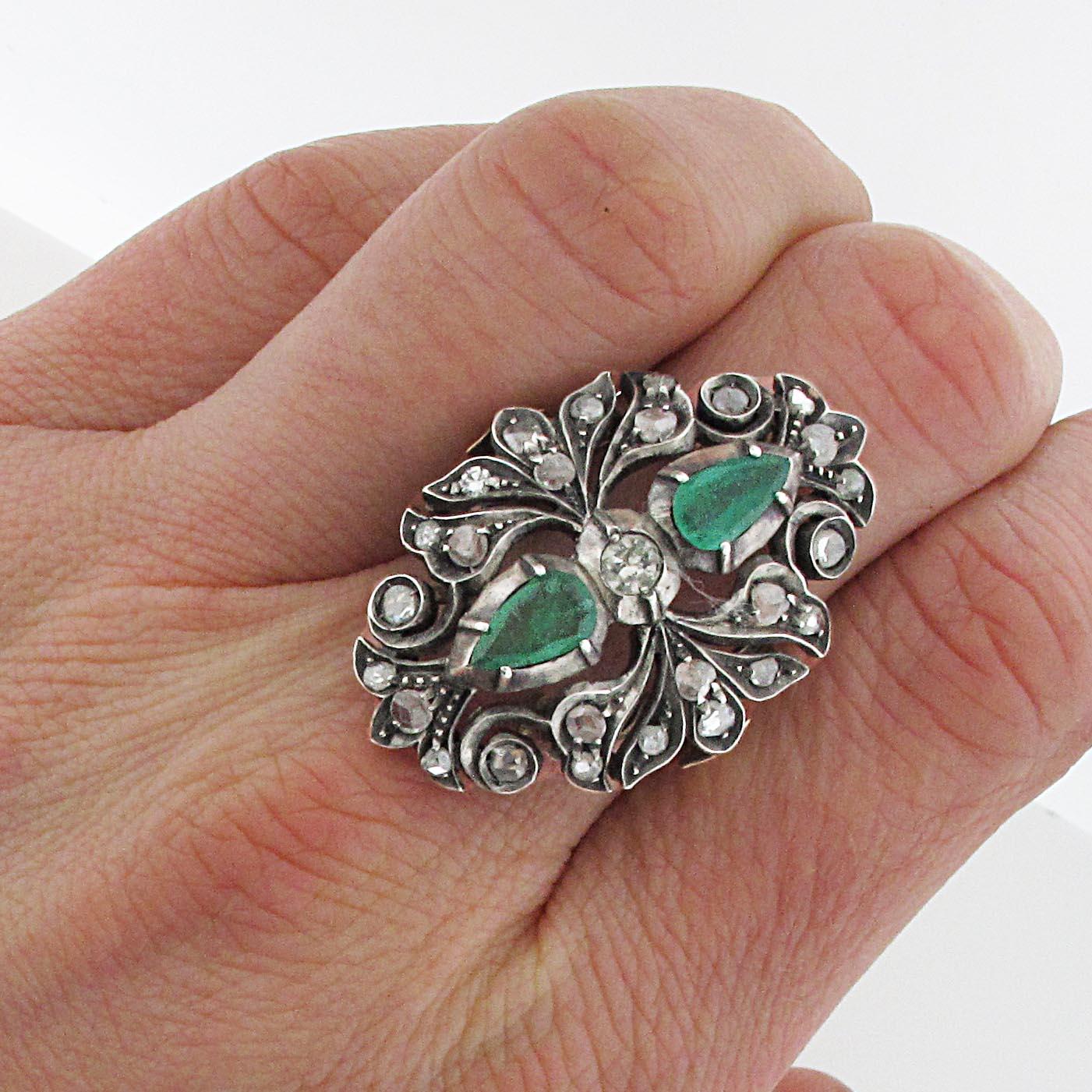 Women's or Men's Edwardian Style White Diamond and Green Emerald Ring