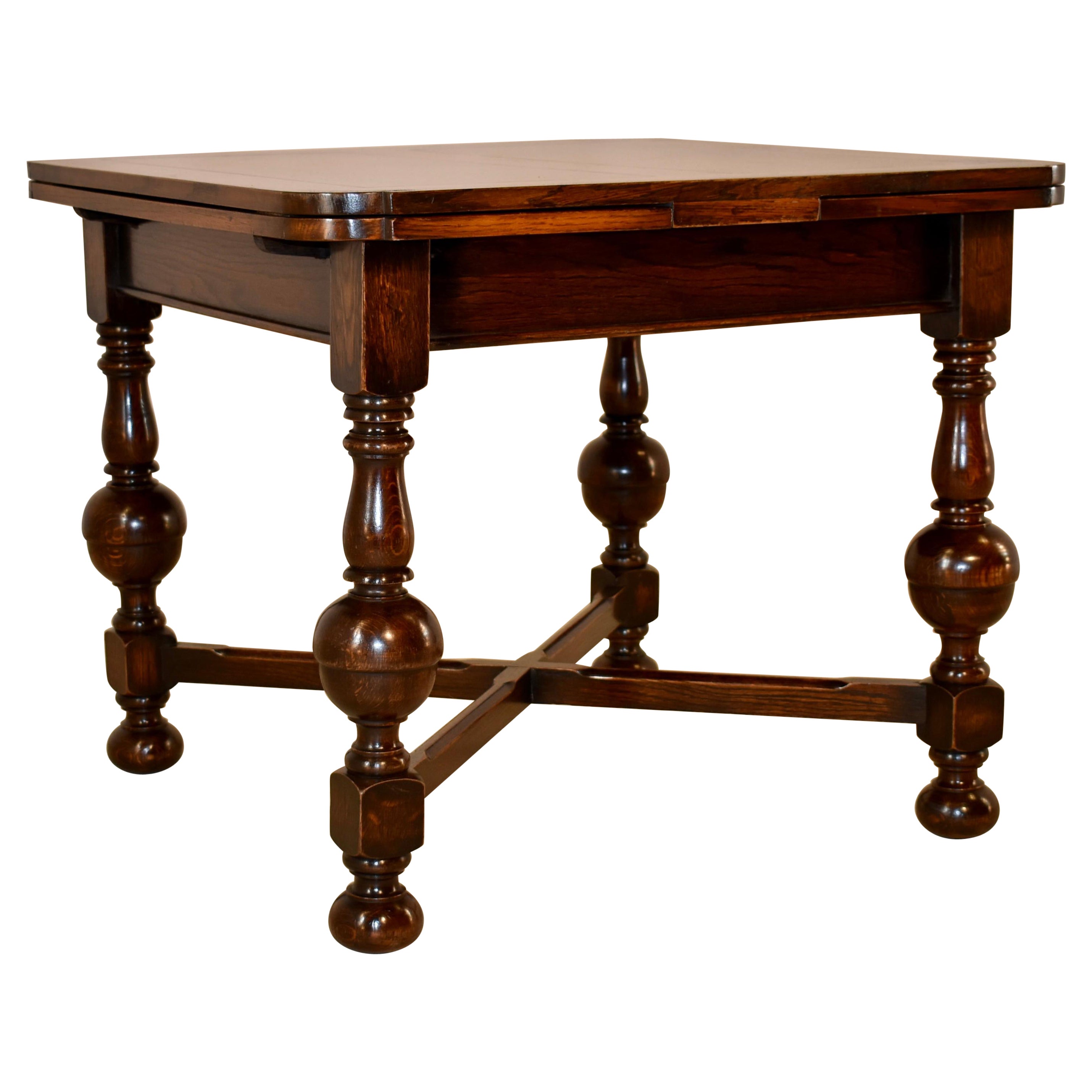 Edwardian Table with Draw-Leaves, circa 1900