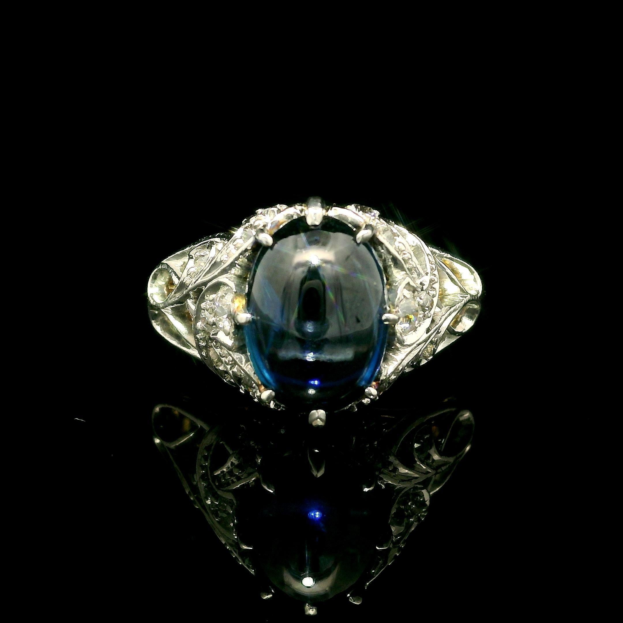 Edoardiano T.B. edoardiano. Anello Starr in oro 14k e platino GIA con zaffiro cabochon e diamante da 4,95 carati in vendita