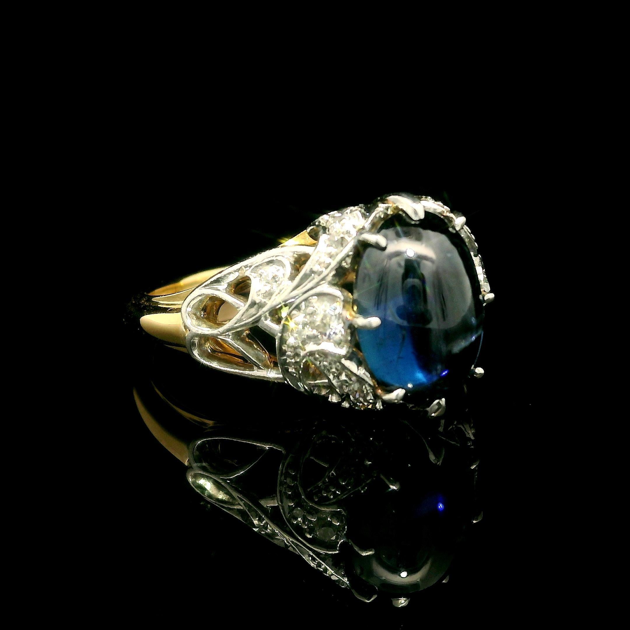 Cabochon T.B. edoardiano. Anello Starr in oro 14k e platino GIA con zaffiro cabochon e diamante da 4,95 carati in vendita